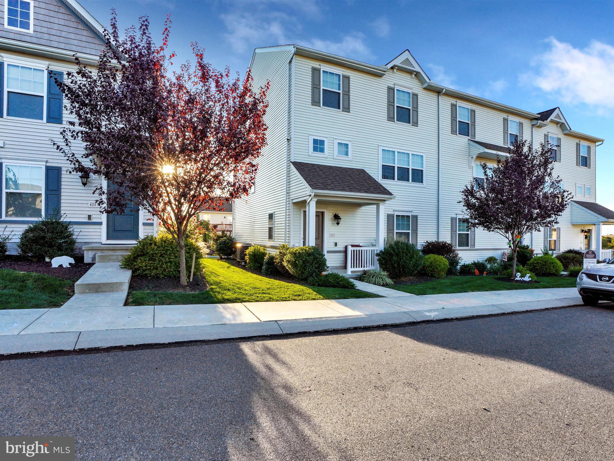 SUMMERFIELD - Residential