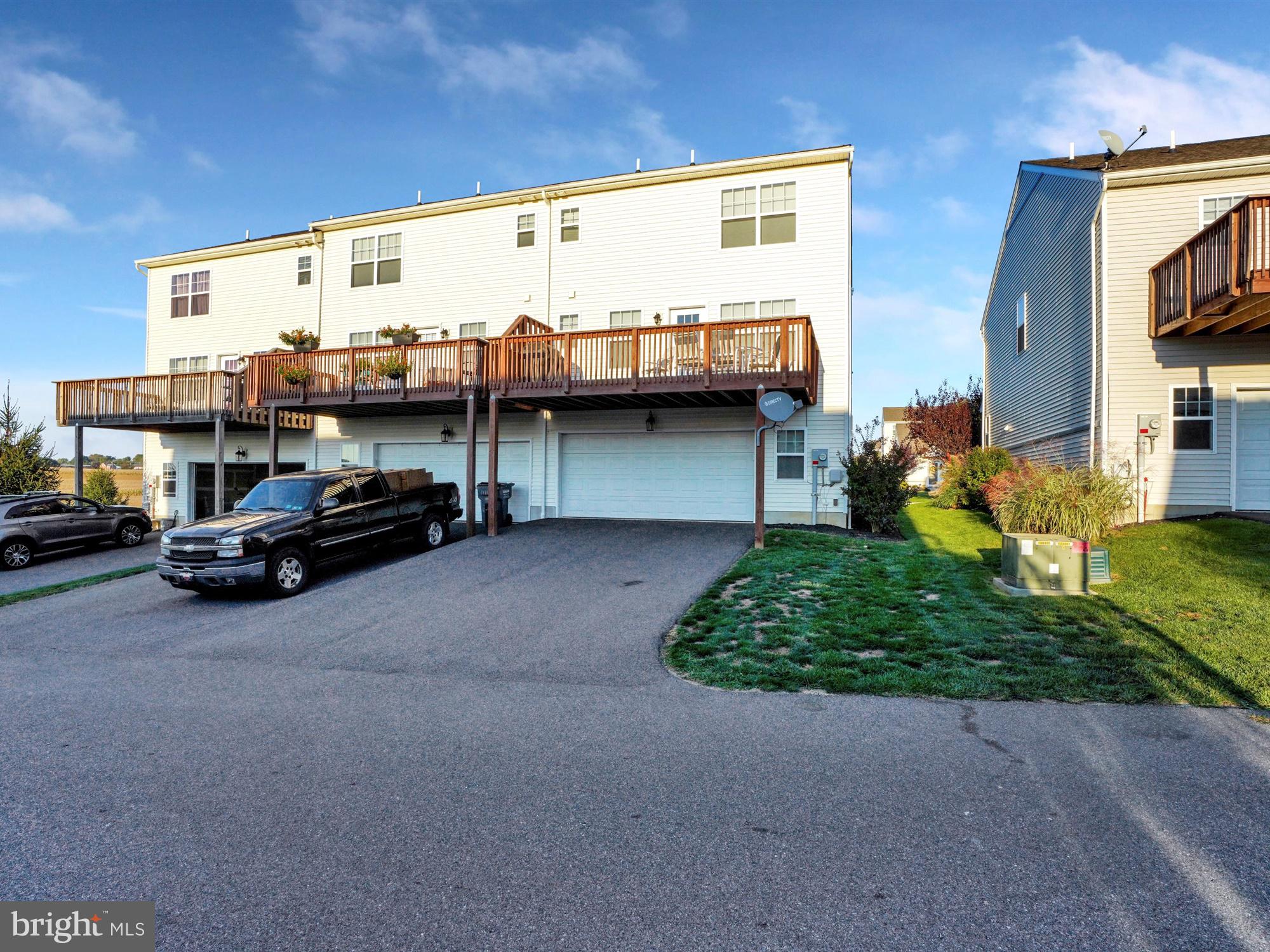 SUMMERFIELD - Residential