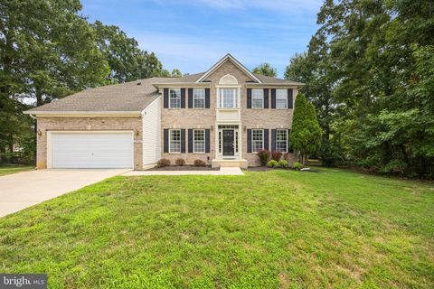 Homes For Sale - 17916 Merino Drive<br/> ACCOKEEK, MD 20607
