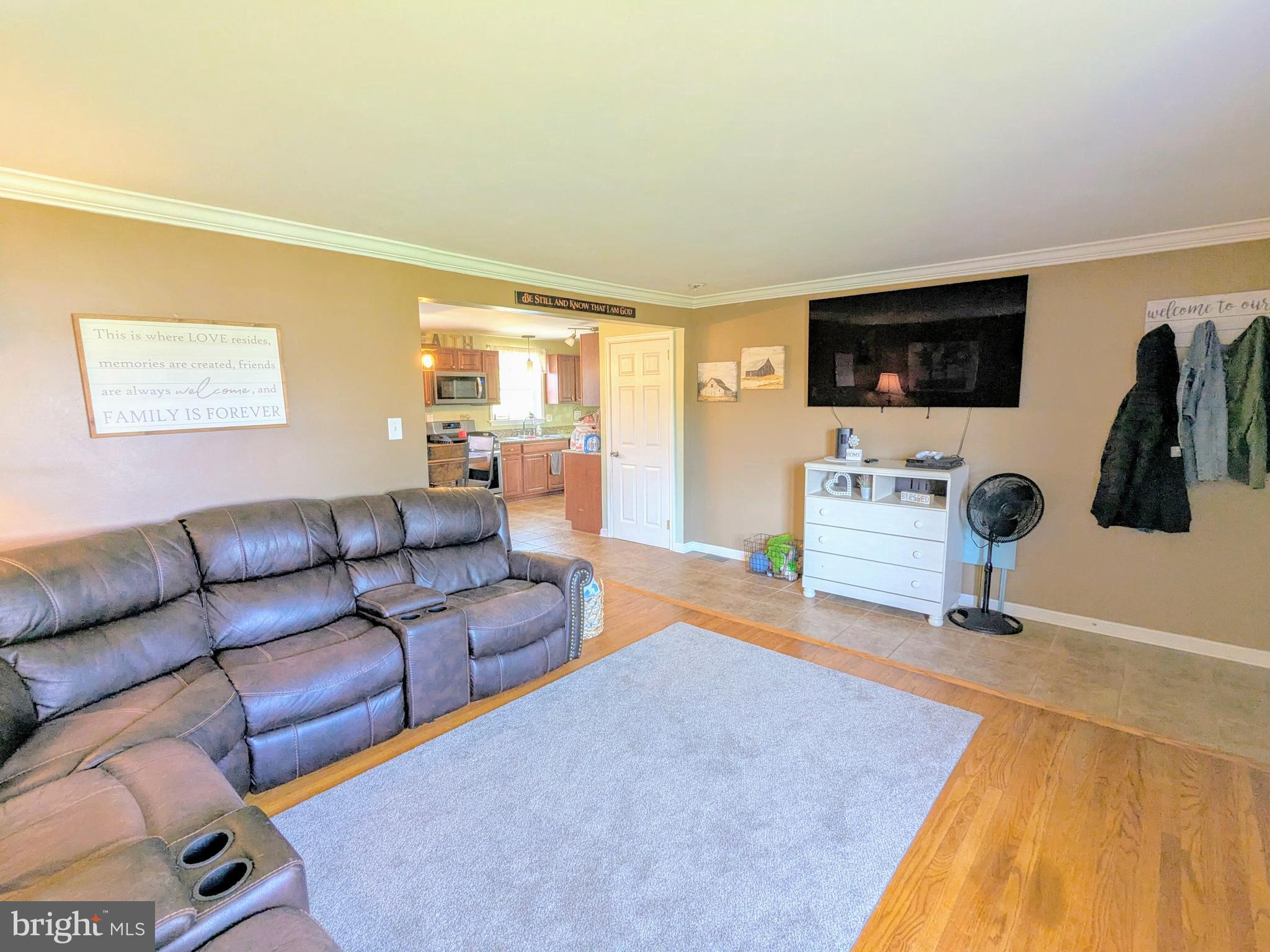 WEST HILLS - Residential