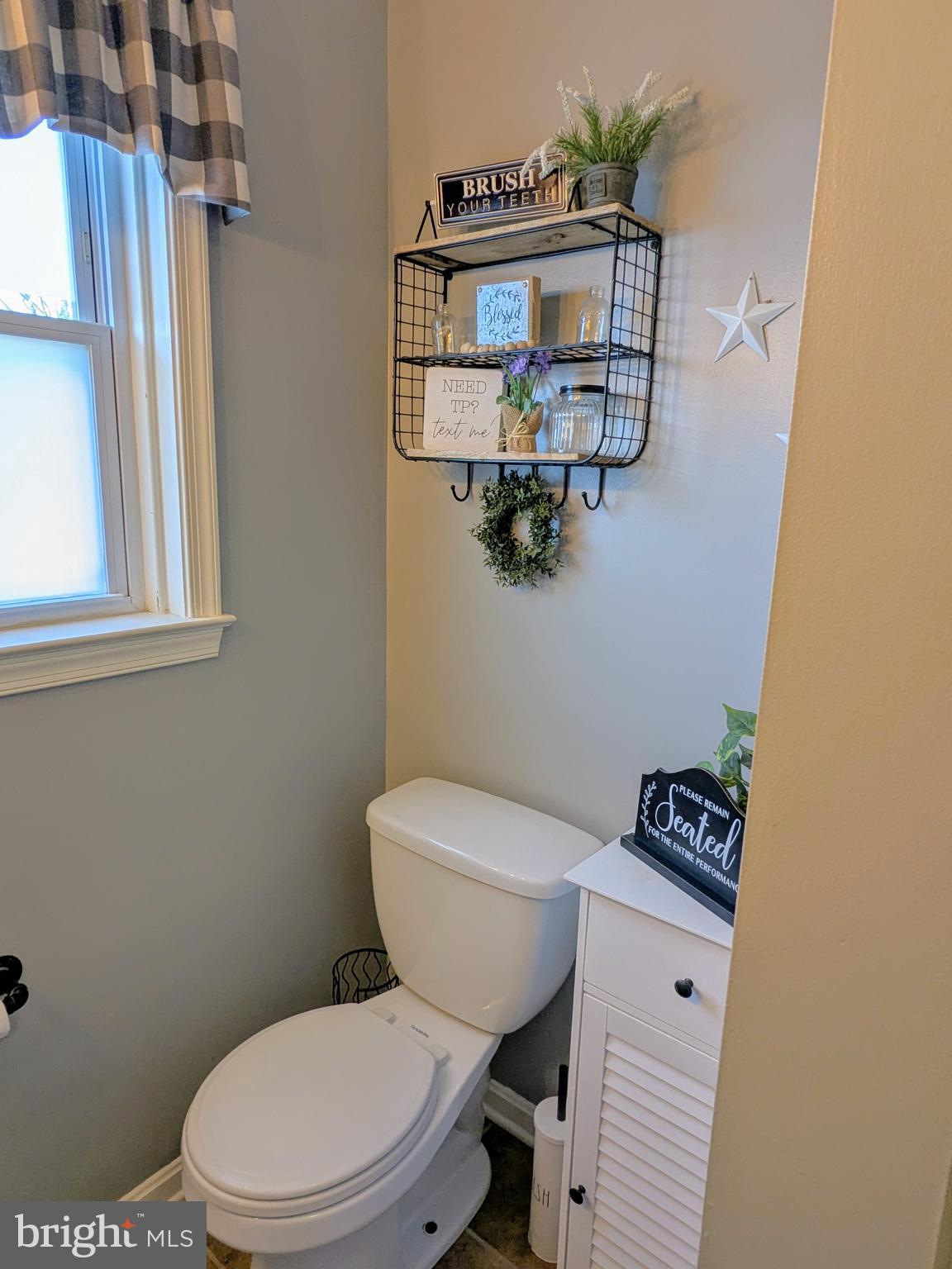 WEST HILLS - Residential