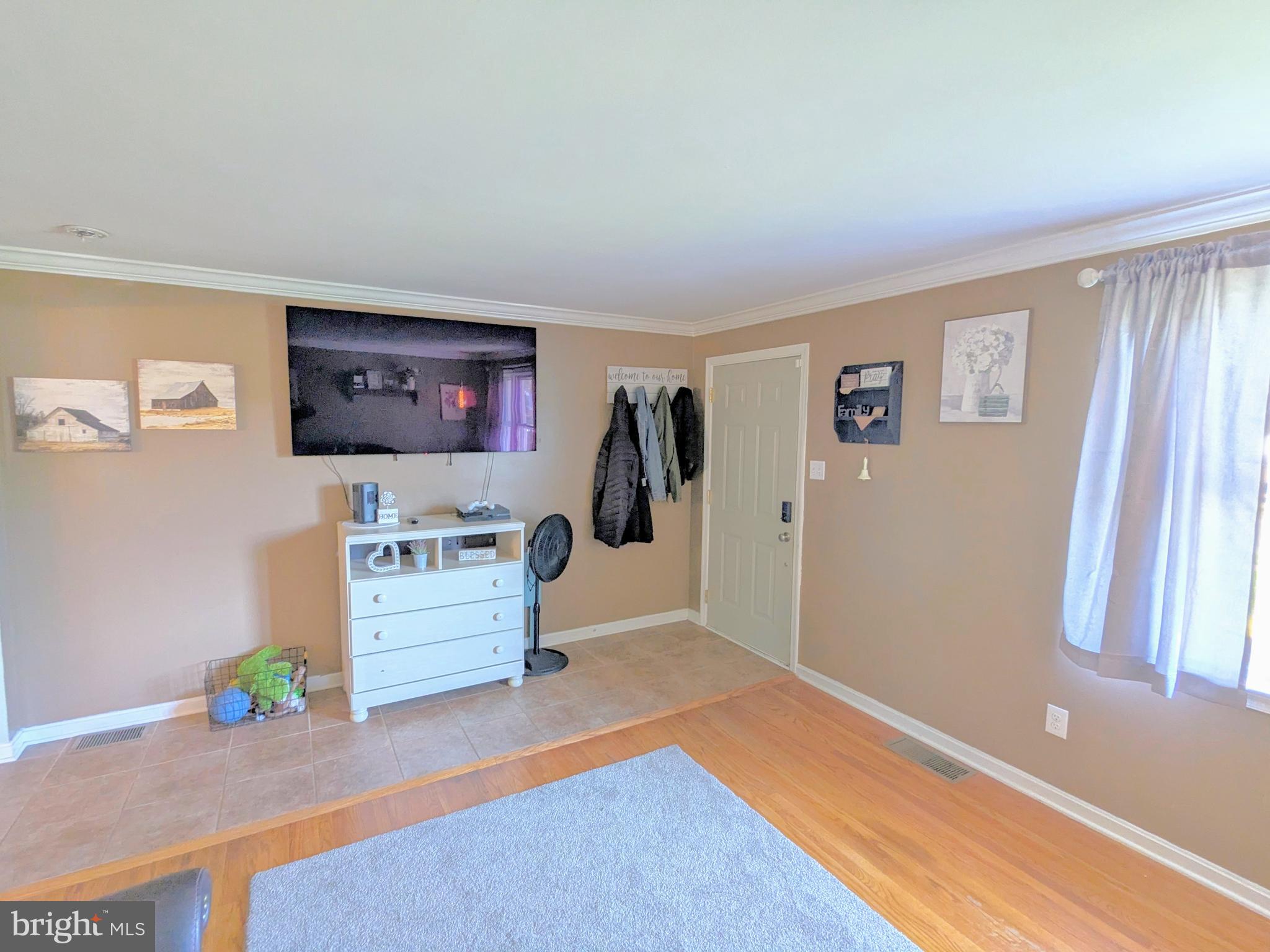 WEST HILLS - Residential