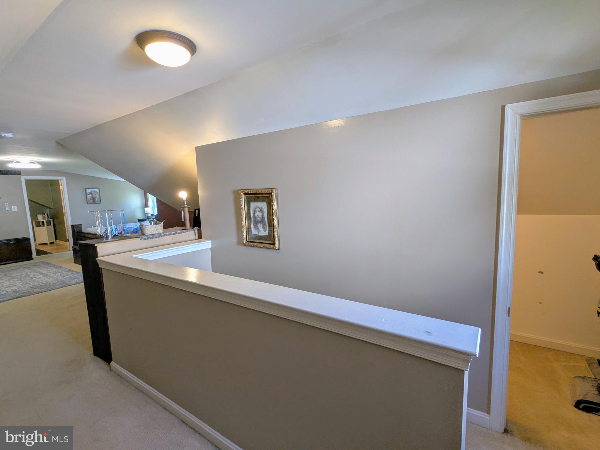 WEST HILLS - Residential