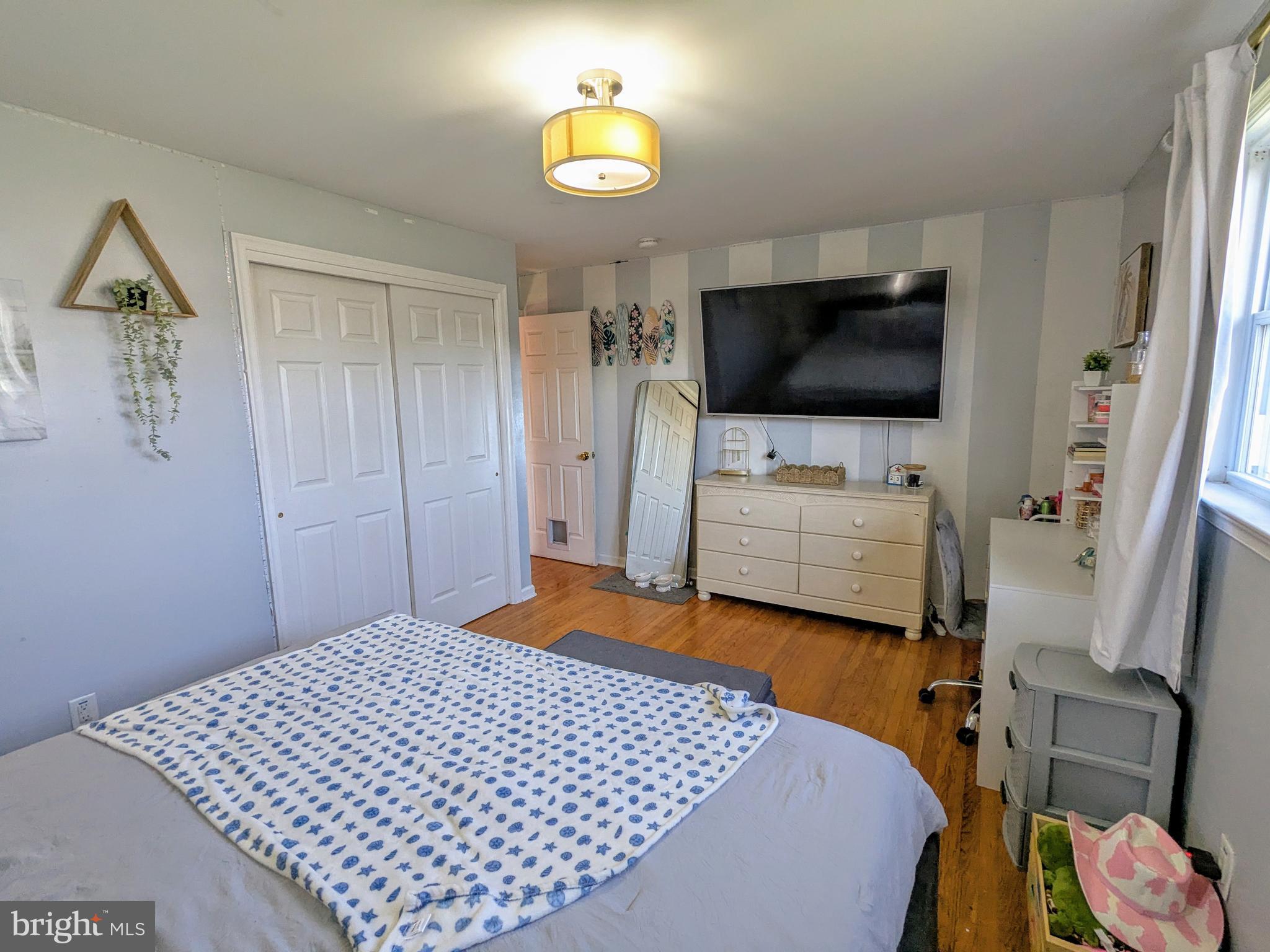 WEST HILLS - Residential