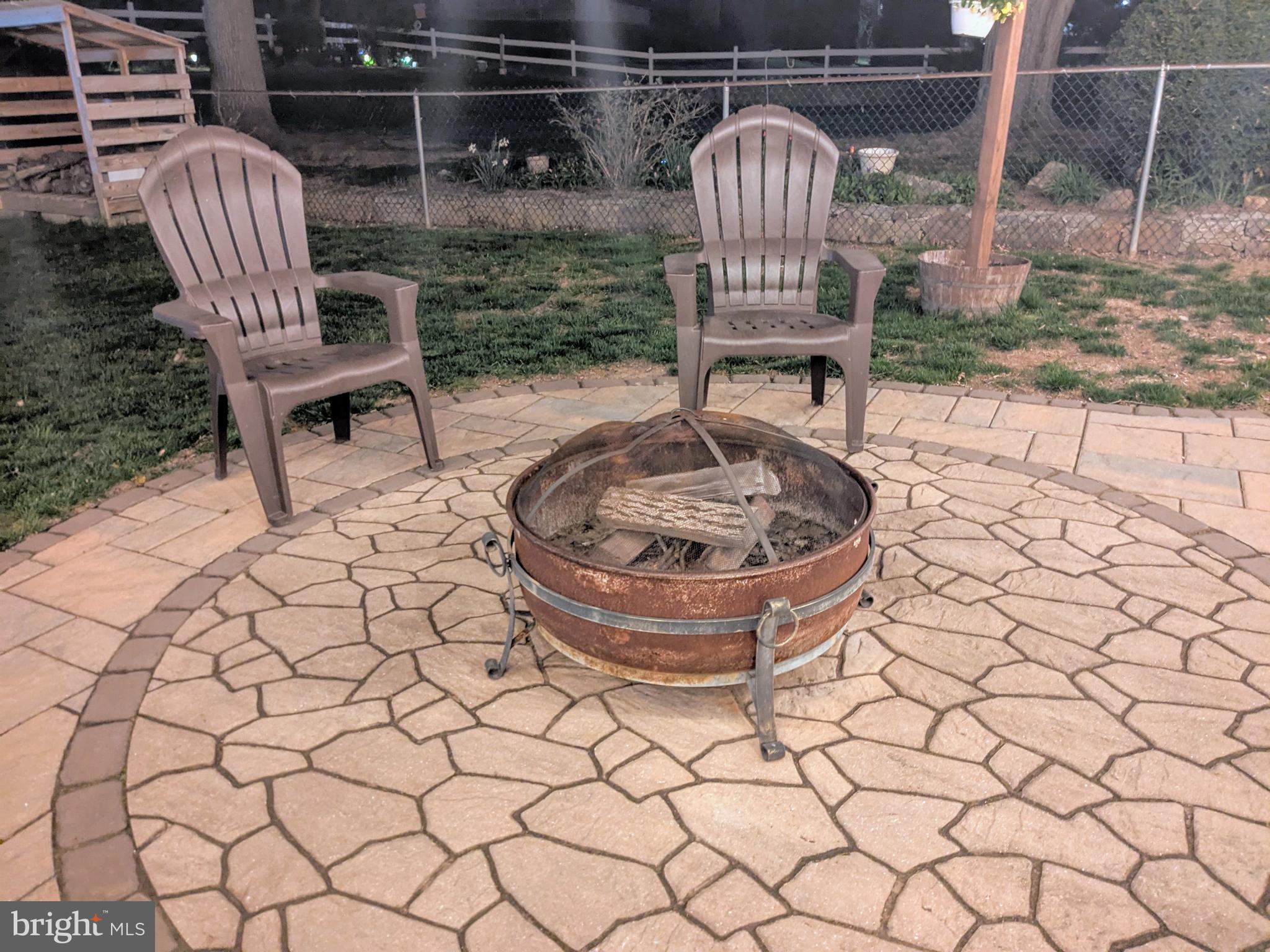 WEST HILLS - Residential