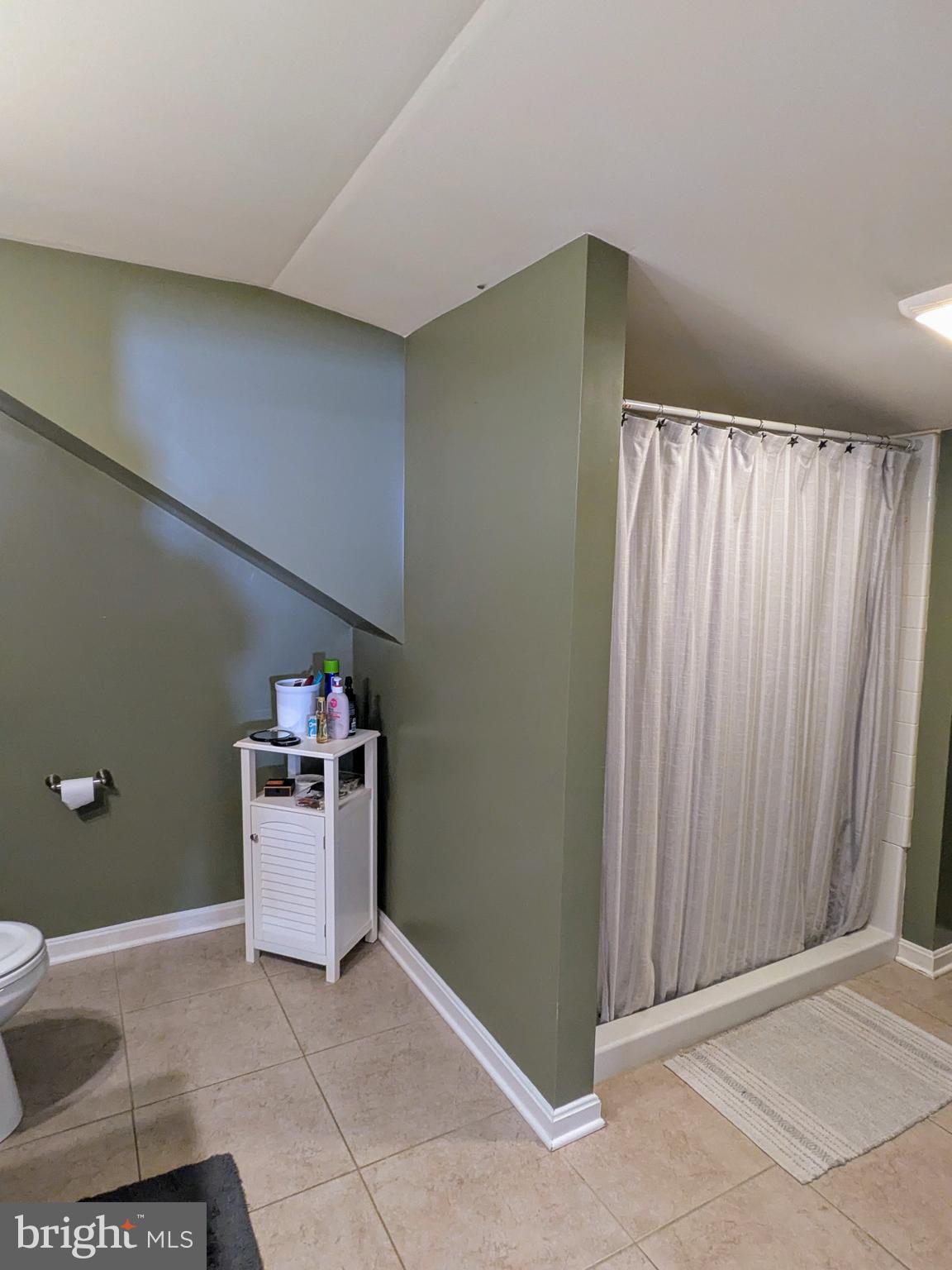 WEST HILLS - Residential