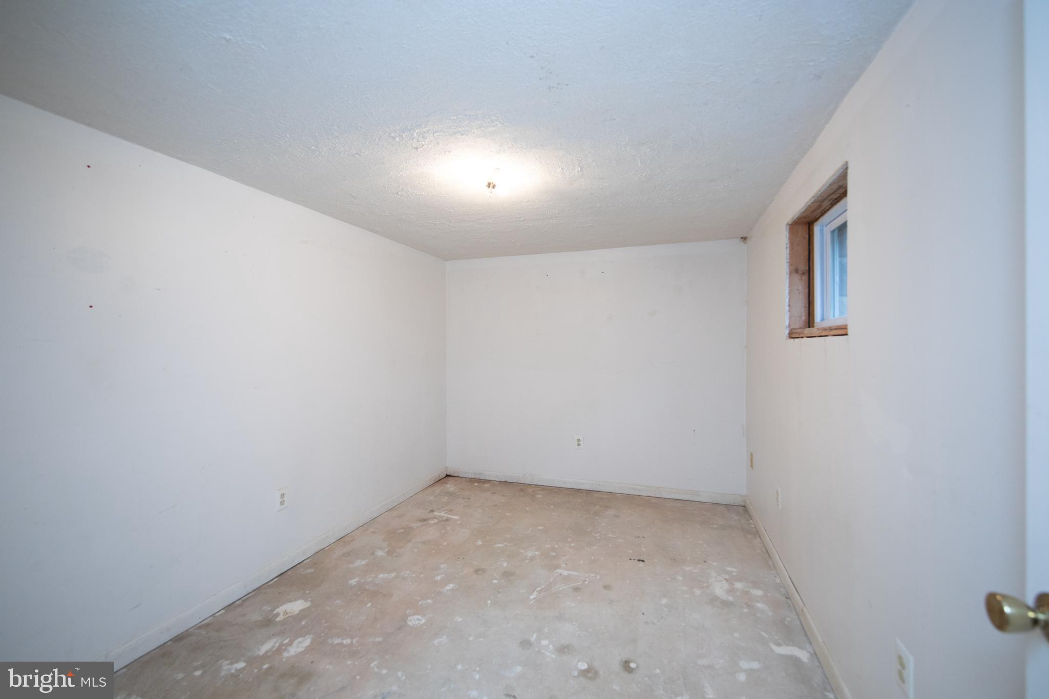 WILGIS ROAD - Residential