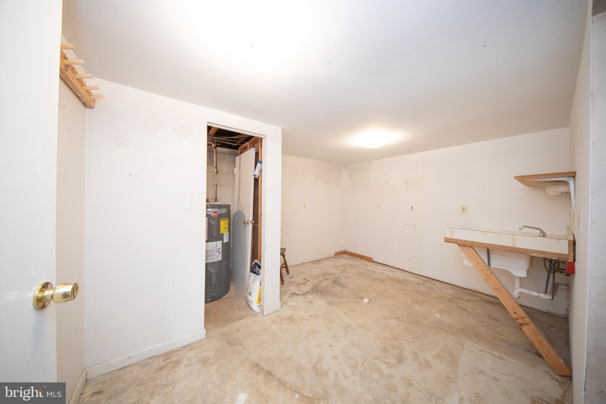 WILGIS ROAD - Residential