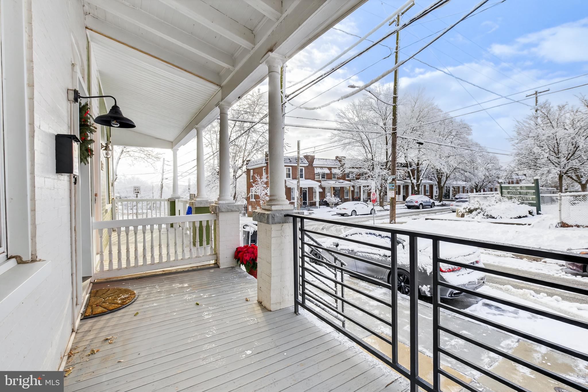 565 S CHRISTIAN STREET