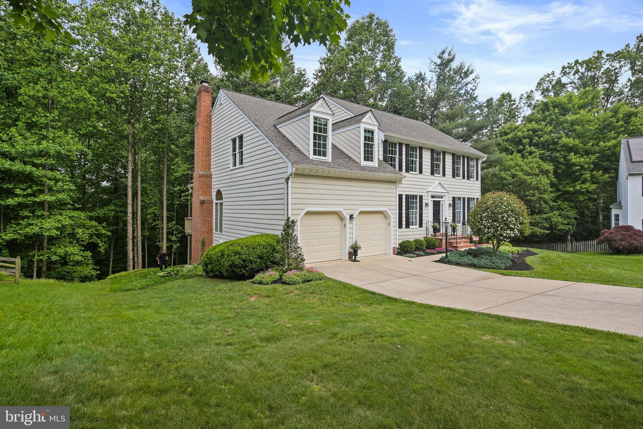 7098 GARDEN WALK