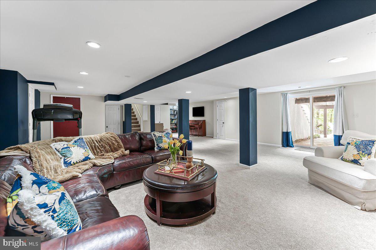 COUNTRY GATE - Residential