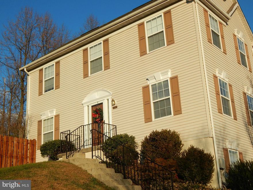 Spacious end of group town home includes new wall to wall carpeting, freshly painted throughout, with new gas furnace & central A/C (2015). Double pane tilt in windows & french doors w hidden blinds leading to over-sized 19'x11' deck (2011). Newly installed 6' privacy fence and landscaped rear yard. Fantastic lower level family room & 2nd LL family room w gas fireplace- must see to appreciate!