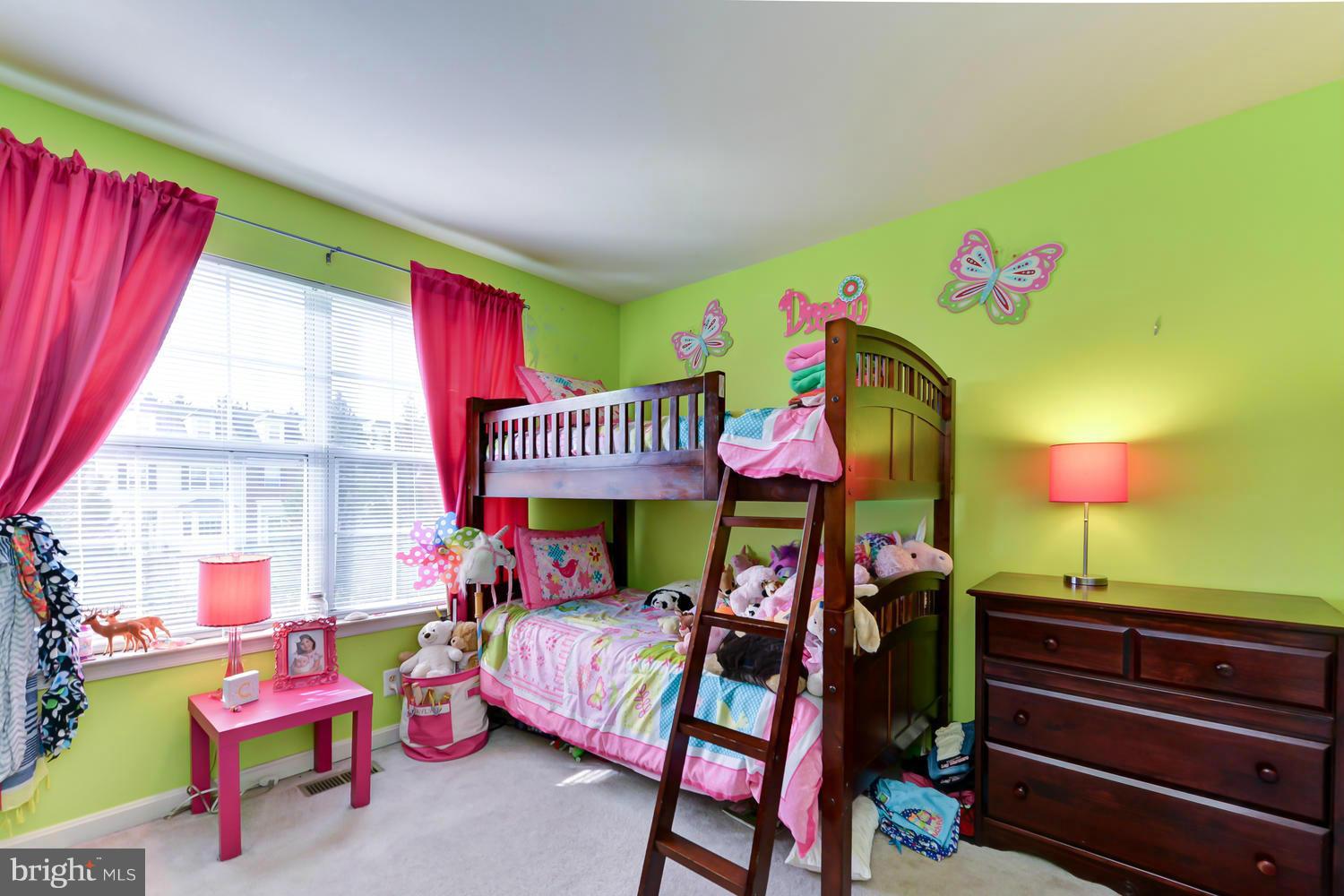 THE MEWS - Residential