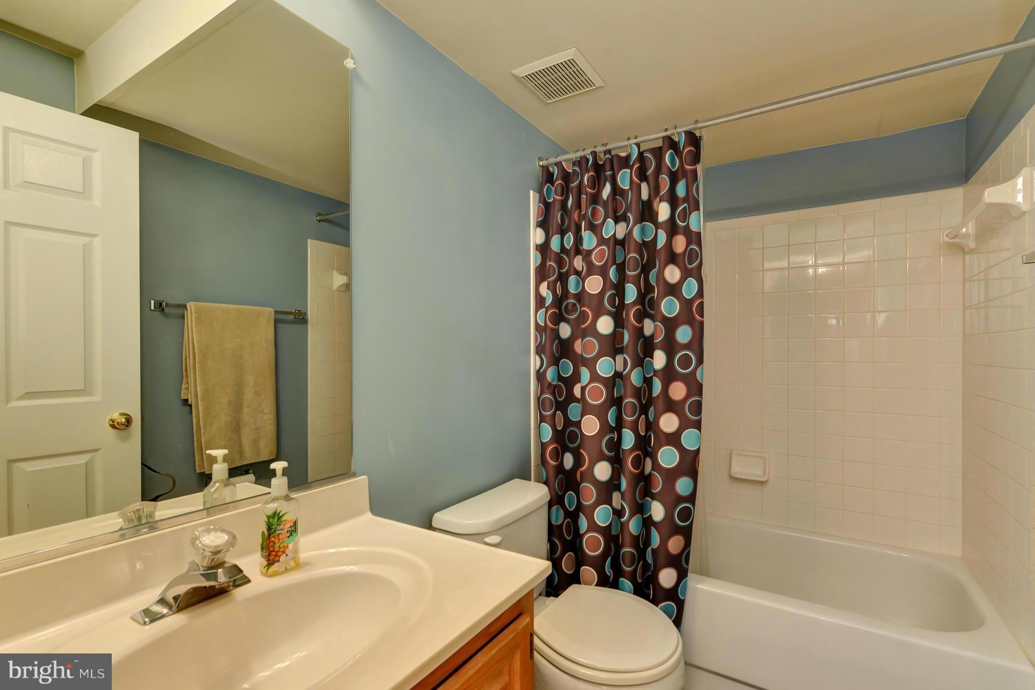 THE MEWS - Residential