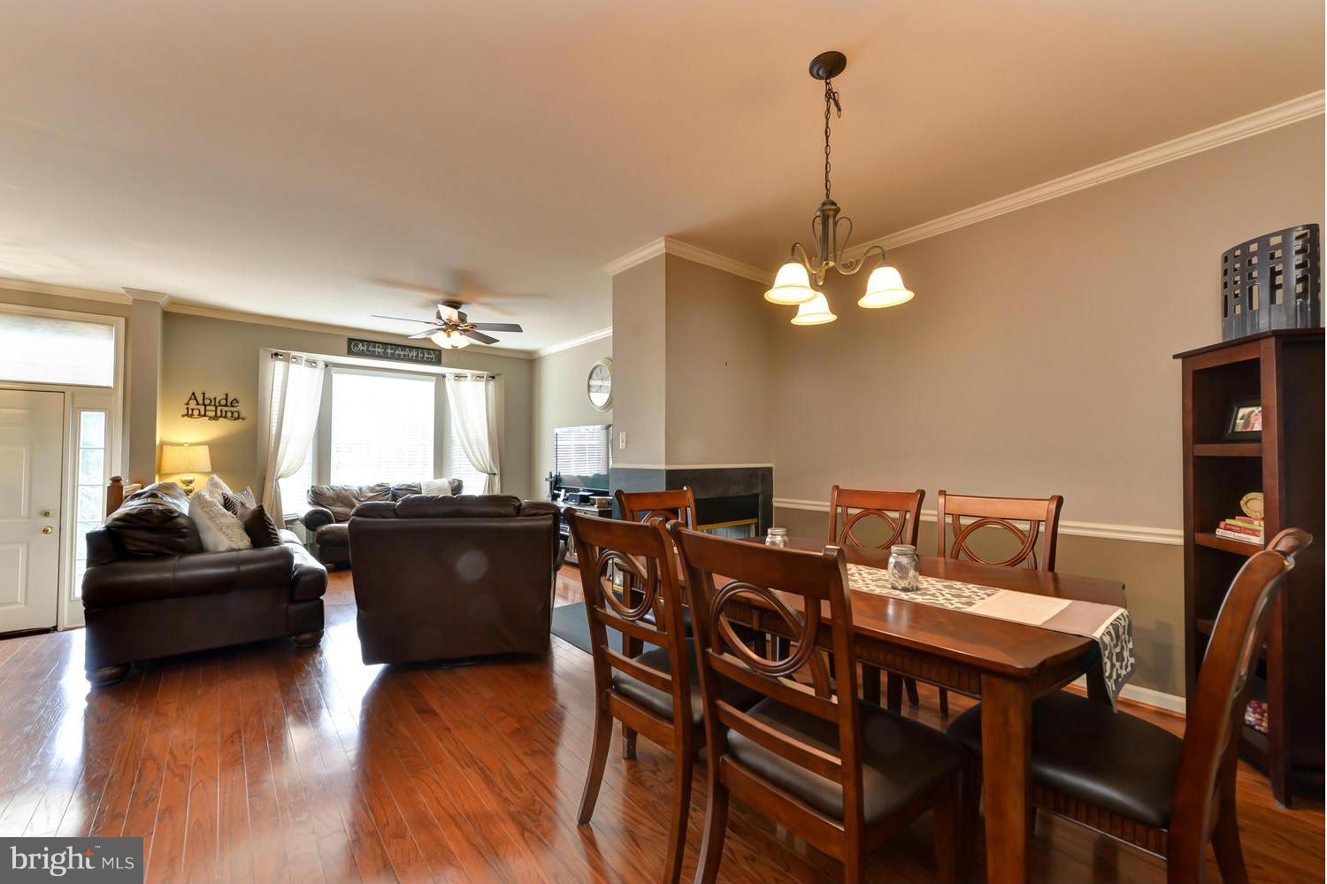 THE MEWS - Residential