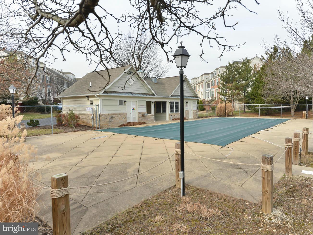 THE MEWS - Residential