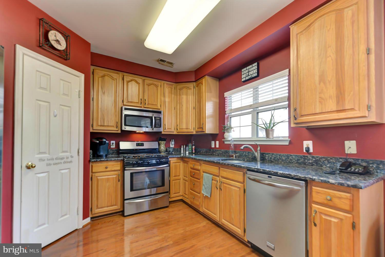 THE MEWS - Residential