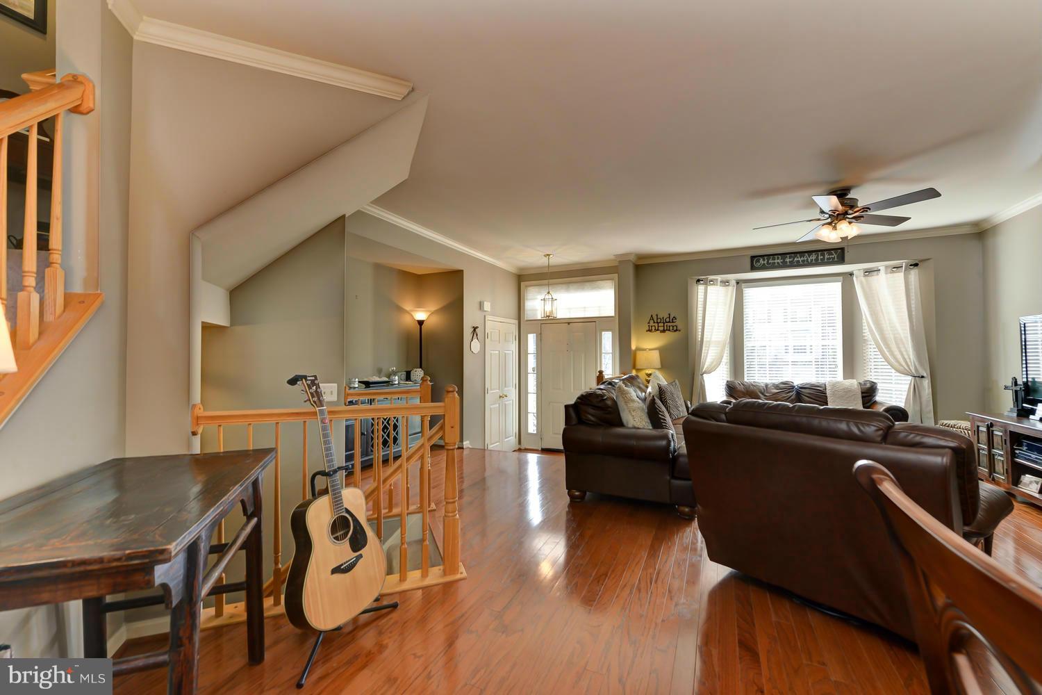 THE MEWS - Residential