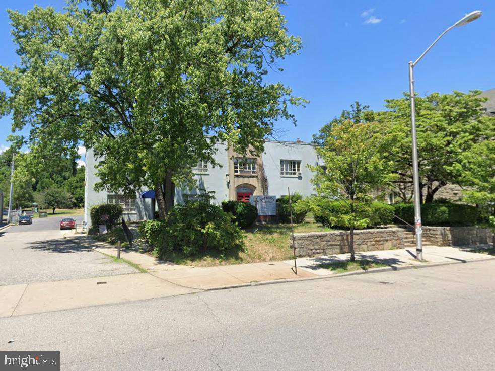 HAMILTON - Commercial Sale