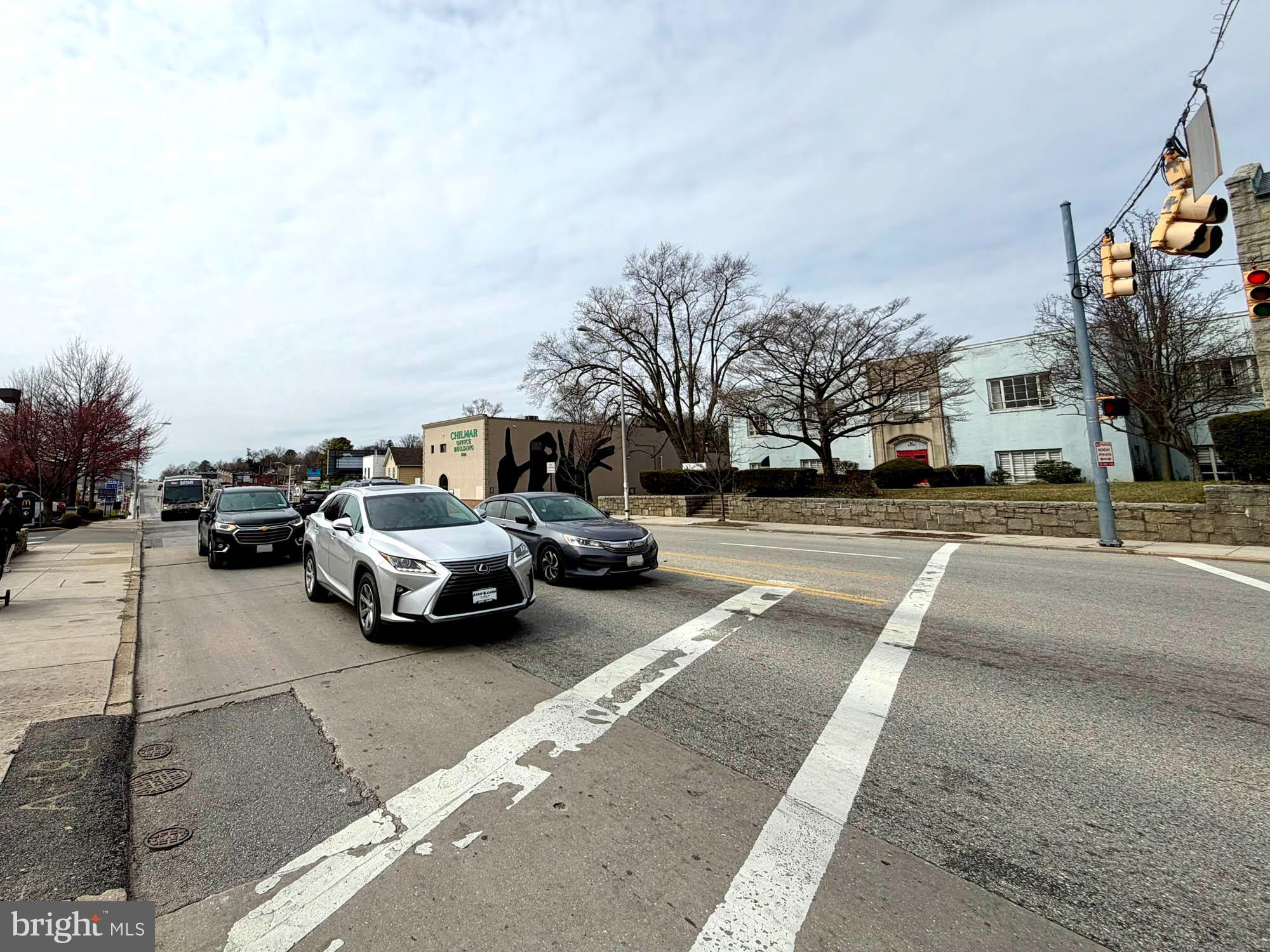 HAMILTON - Commercial Sale