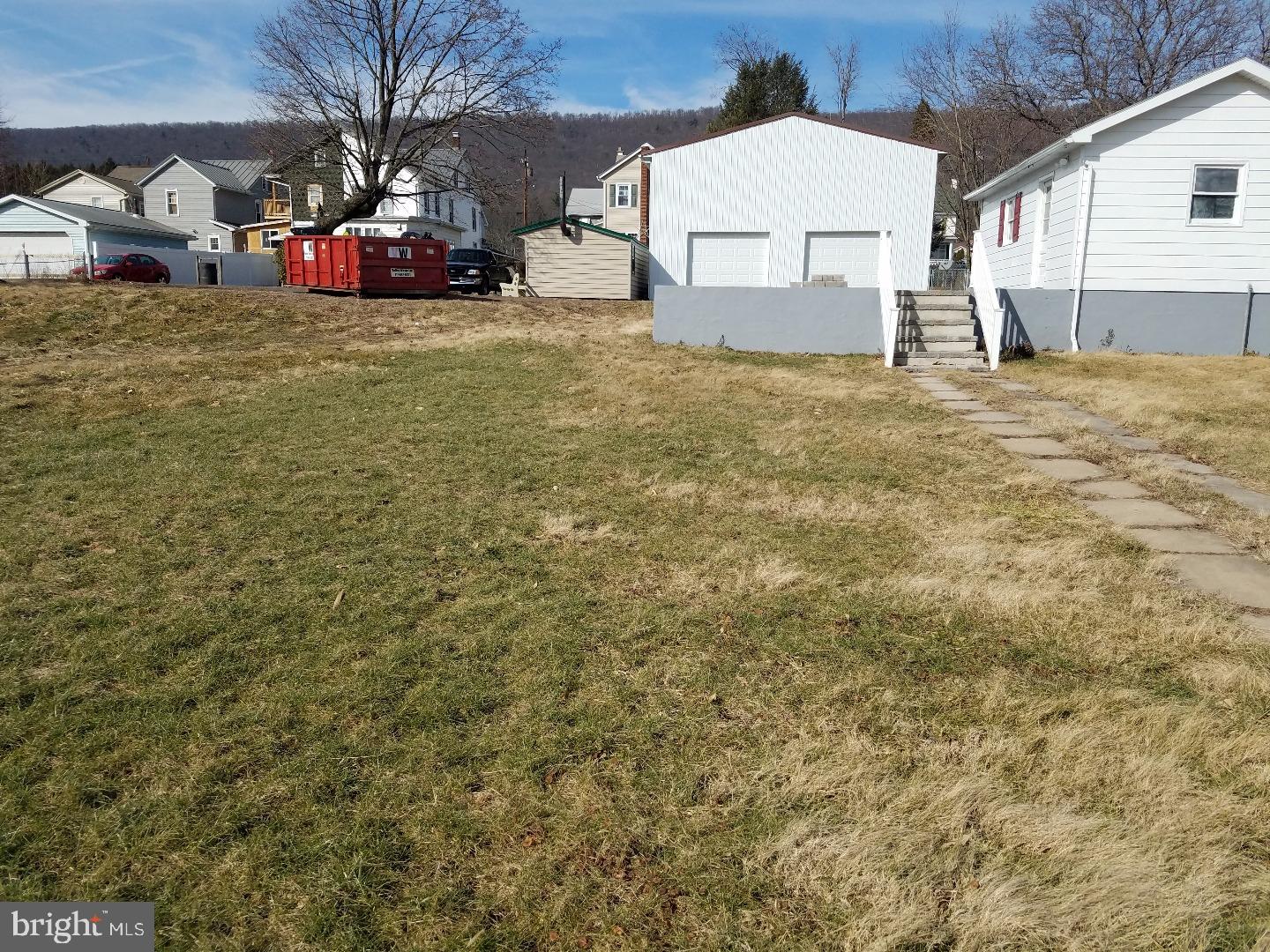 WILLIAMSTOWN - Residential Lease