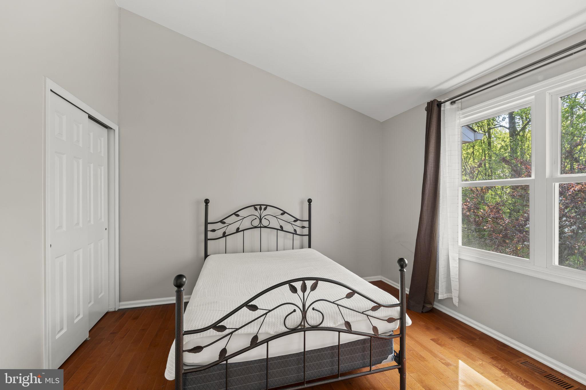 TANGLEWOOD - Residential