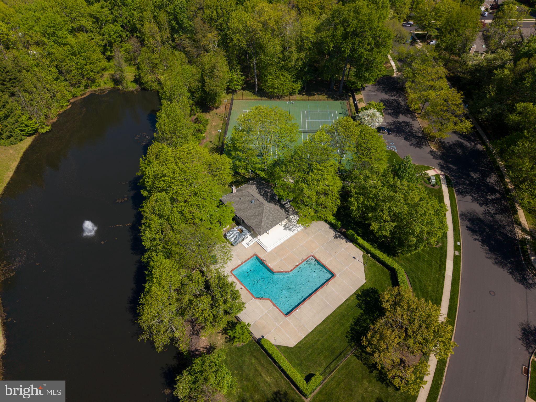 TANGLEWOOD - Residential