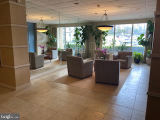 PLYMOUTH HILL - Residential