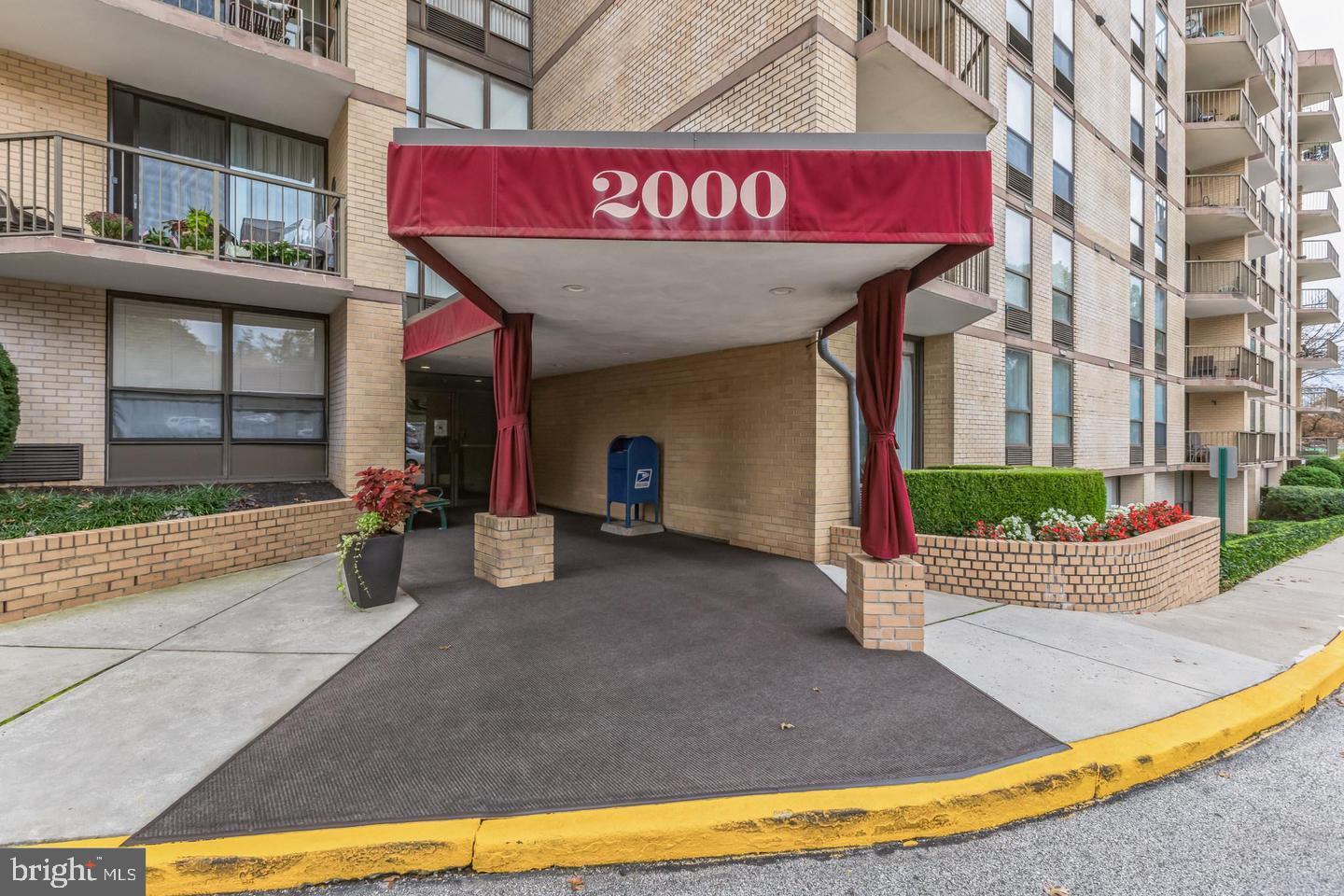 PLYMOUTH HILL - Residential