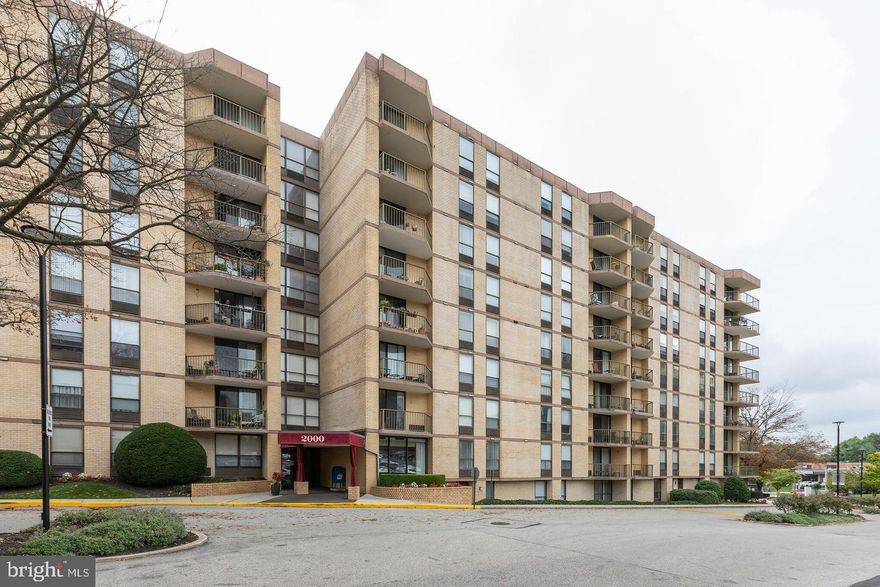 Fresh paint and is ready for you, the new buyer! Great 1 bedroom, 1 bath penthouse unit at Plymouth Hill Condominium! Enter into a Large living room and dining room combination with a coat closet and sliding door to a panoramic view of your surroundings! The kitchen has a new linoleum floor, electric cooking, a dishwasher, and a storage closet. Large master bedroom with 2 closets and full bath with new extra wide stall shower! The laundry is conveniently located in the hall. The building has a secured entrance that opens up to a comfortable and sunny lobby and sitting area. On-site premises management office. Elevators are conveniently located just off the lobby, with an additional back elevator for shopping carts and dog walking. Enjoy all that Plymouth Hill Condo's has to offer like 24 hour security and a guard at the gate. Other amenities include a pool, tennis courts, a fitness center, social rooms, a bike room, extra storage, a delivery zone, and shopping cart availability. The monthly condo fee includes all utilities, Cable TV, Common ground, sewer, hot and cold water, electric AC and Heat, trash, management, security, and amenities. Excellent location! Minutes to Pa Turnpike, 76, and 476. Easy walk to Plymouth Meeting Mall and public transportation. This is a must-see unit! Nothing to do but move right in! Don't wait to view this unit!