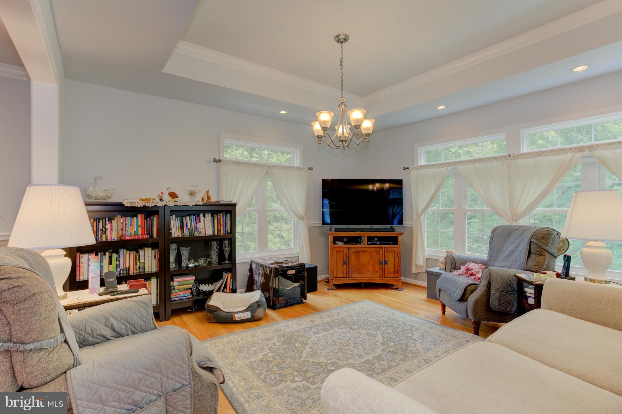 LAKE RIDGE - Residential