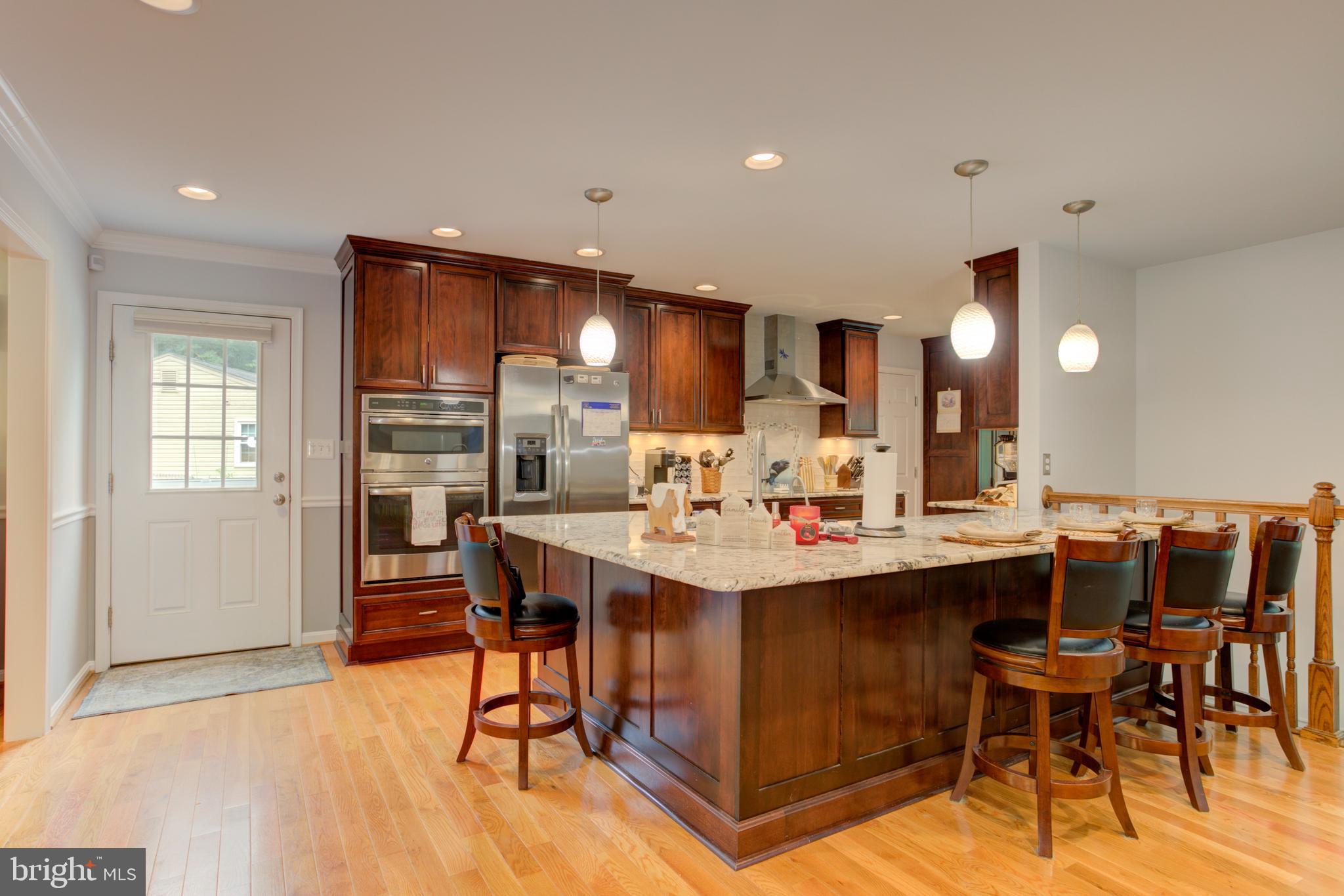 LAKE RIDGE - Residential