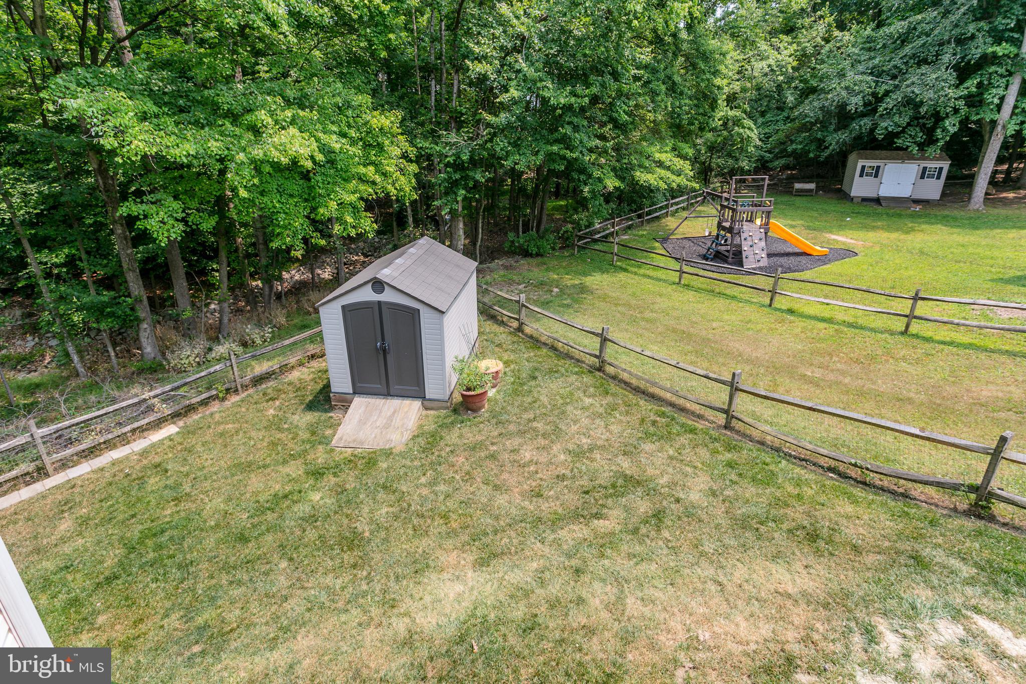 LAKE RIDGE - Residential