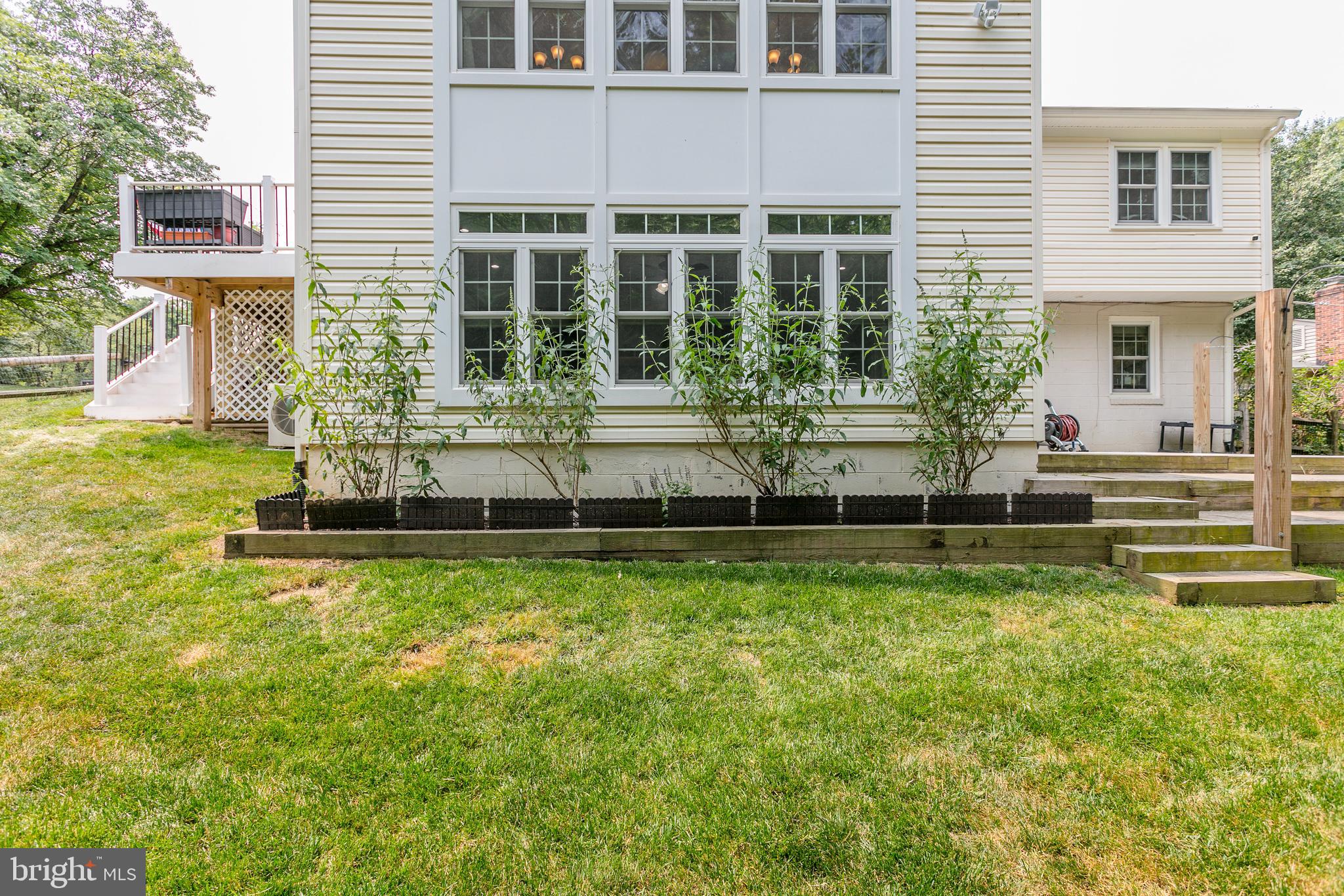 LAKE RIDGE - Residential