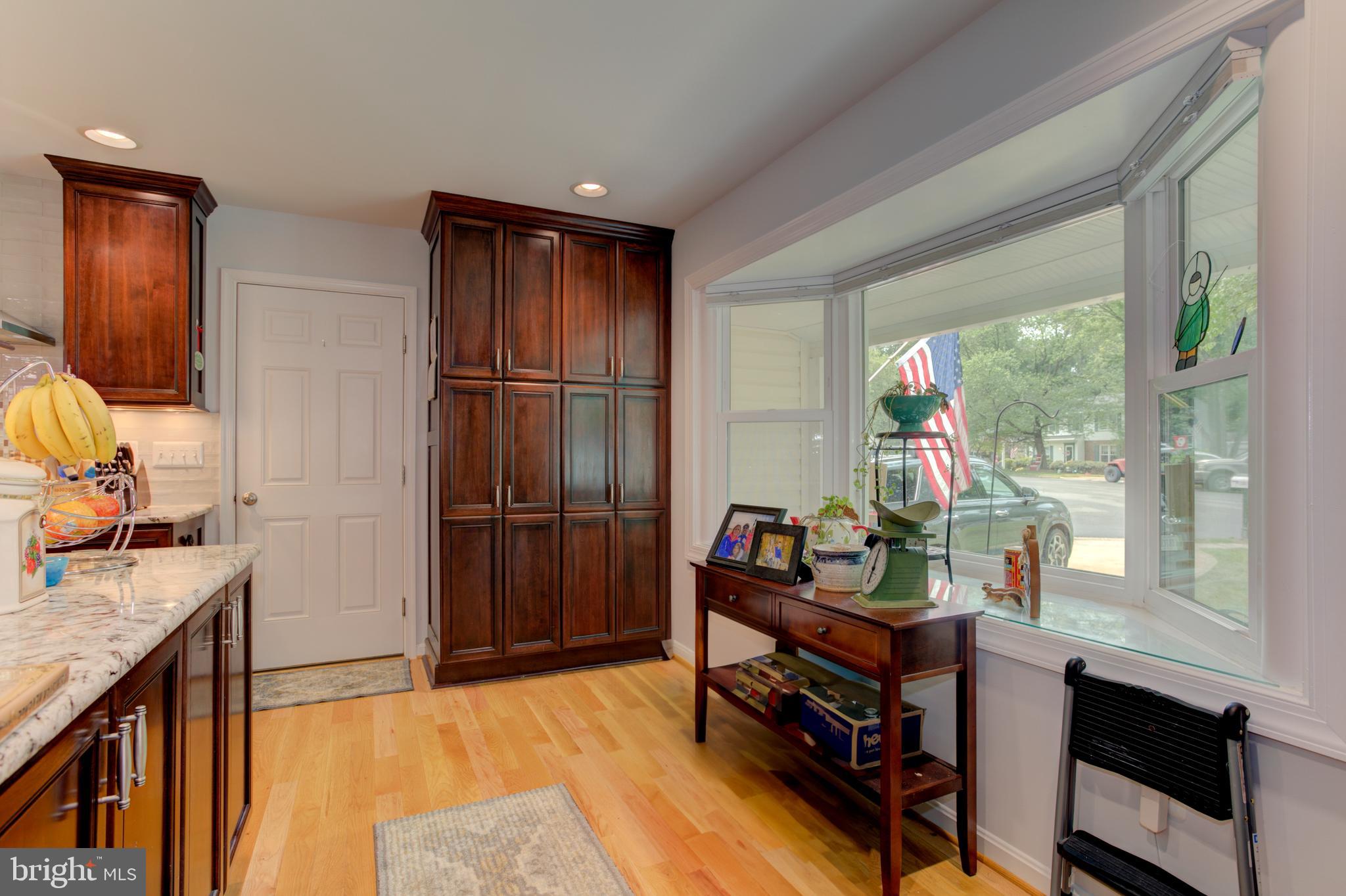 LAKE RIDGE - Residential