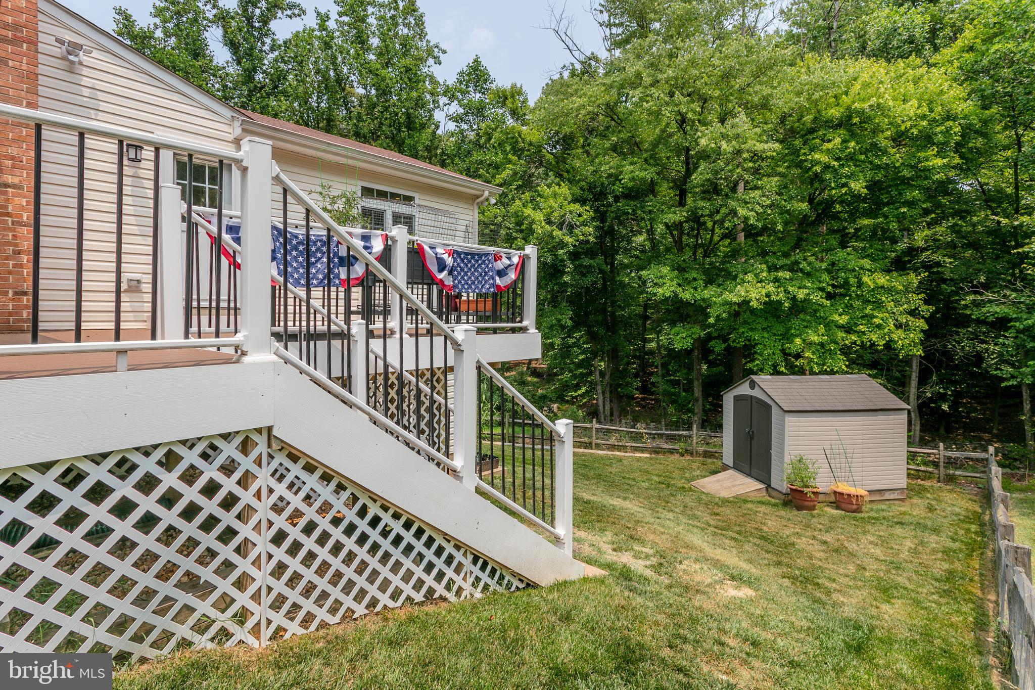 LAKE RIDGE - Residential