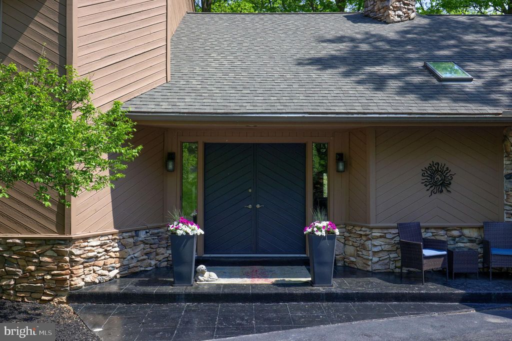 Photo of 315 Winding Hill Drive, LANCASTER, PA 17601 (MLS # PALA2086152)