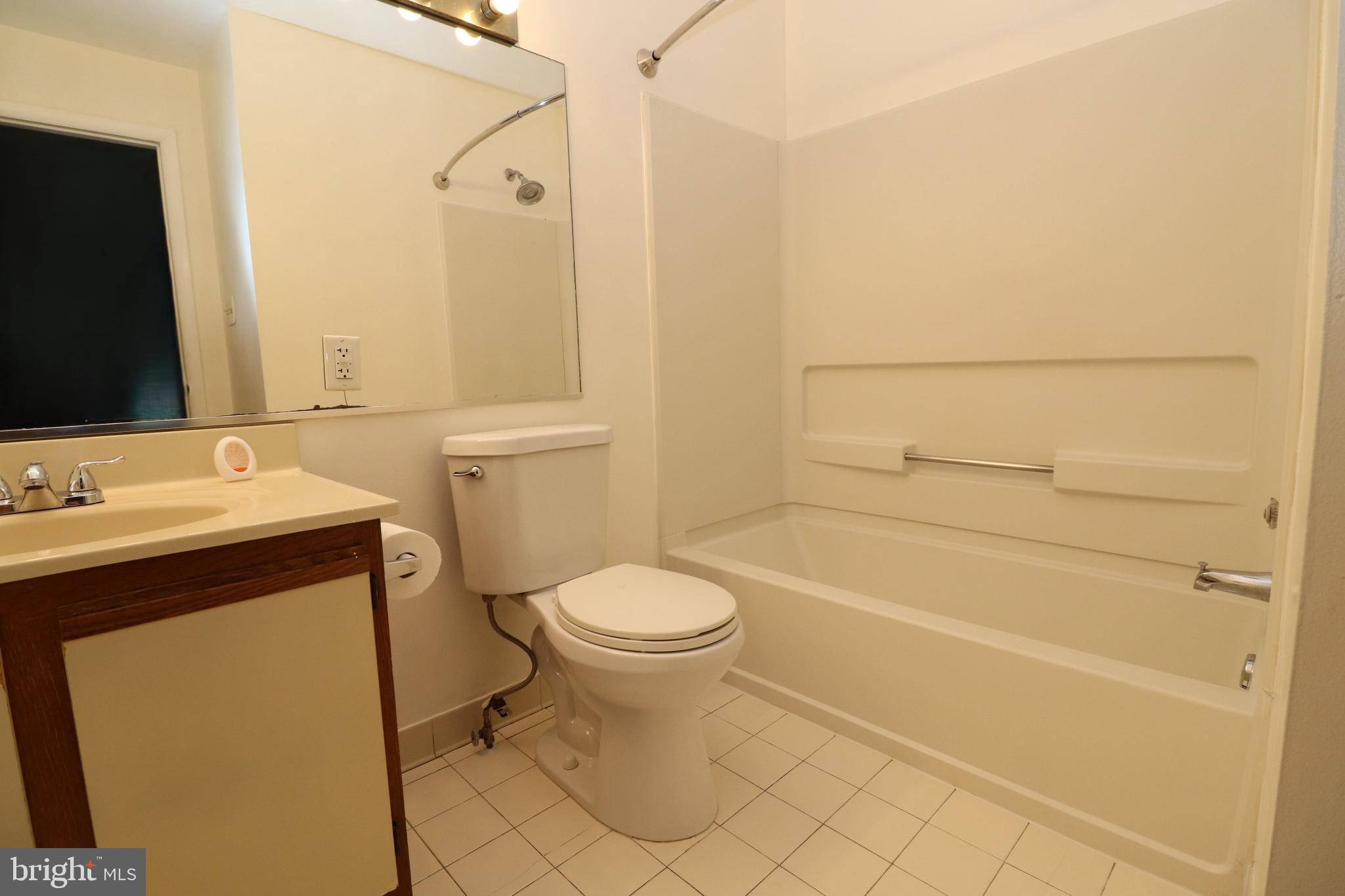 SUMMER RIDGE CODM - Residential Lease