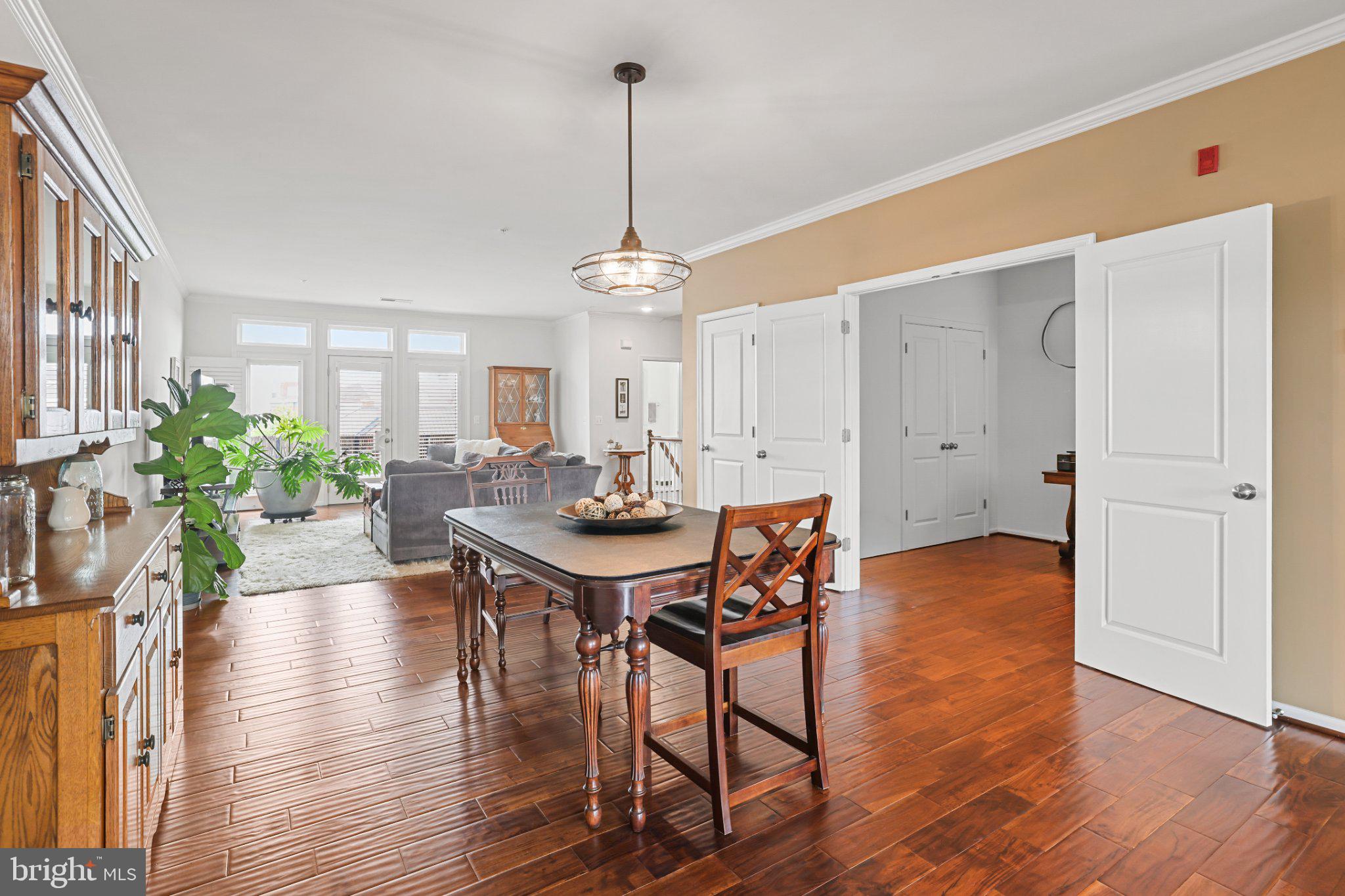 1406 RIBBON LIMESTONE TERRACE SE