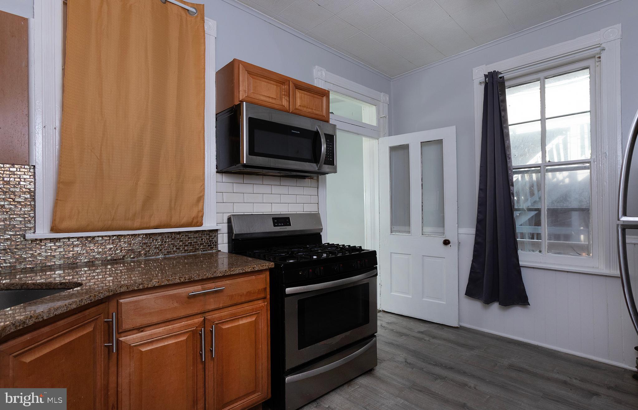 HARRISBURG CITY - Residential Lease