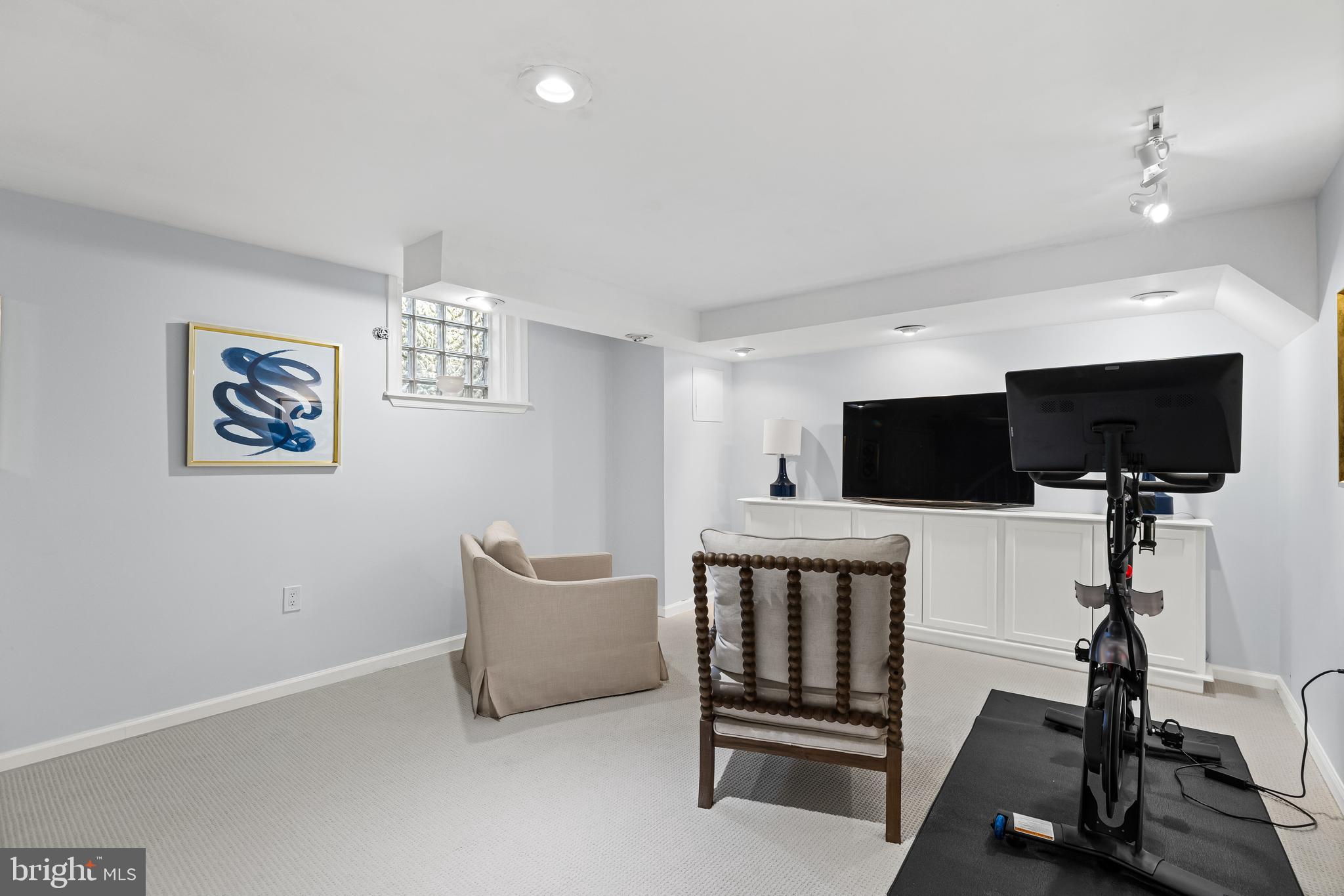 RODGERS FORGE - Residential