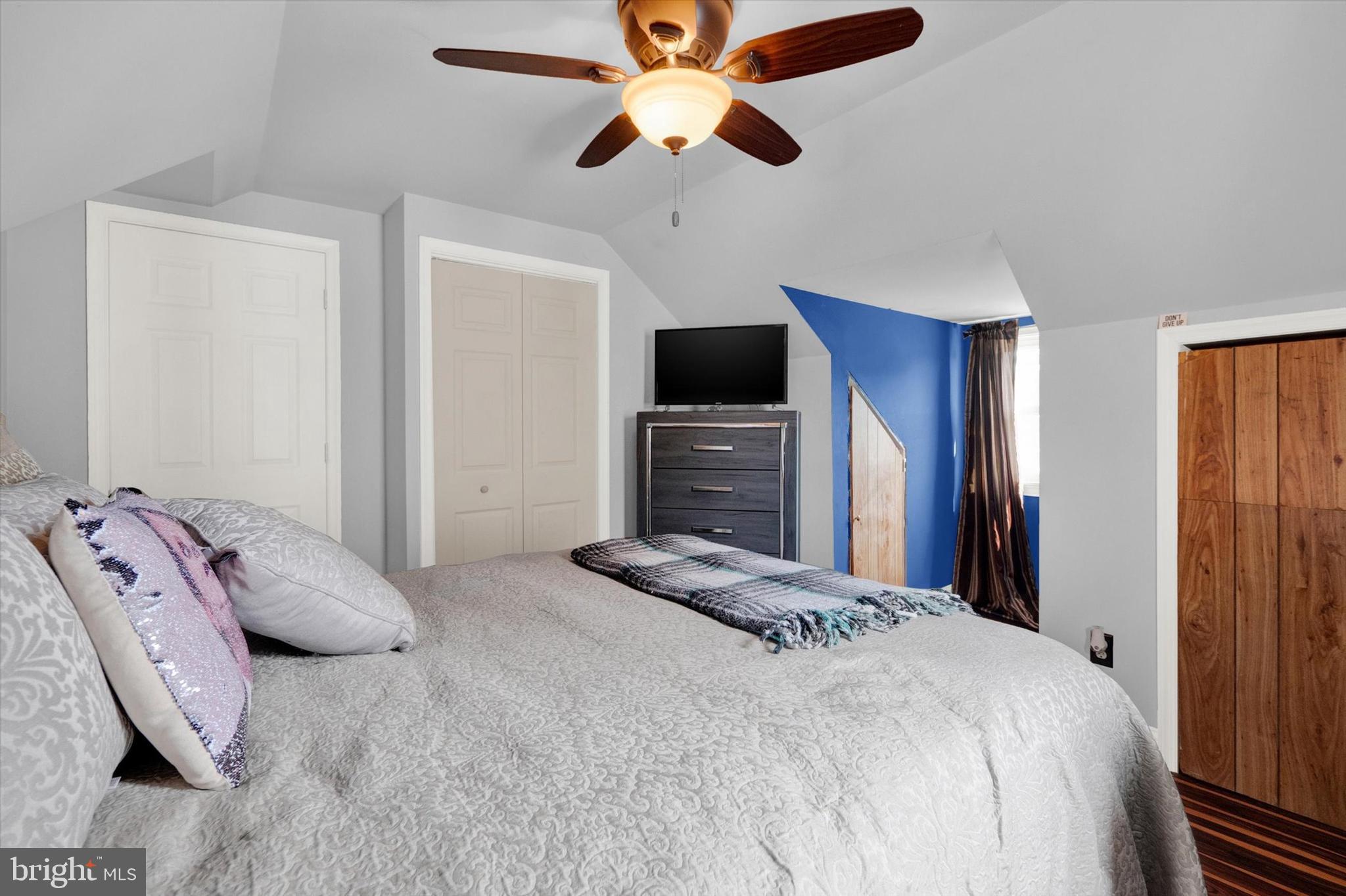 HALETHORPE HEIGHTS - Residential