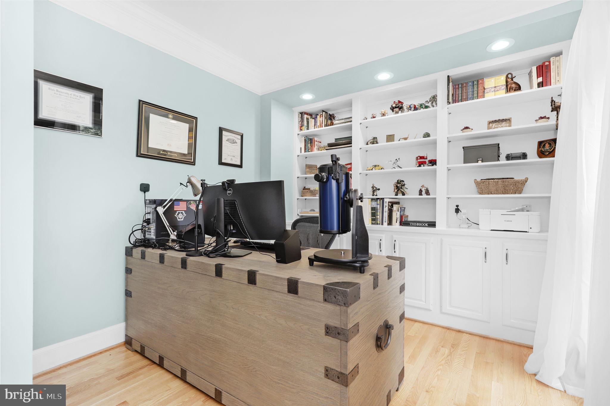 GAITHERSBURG OUTSIDE - Residential