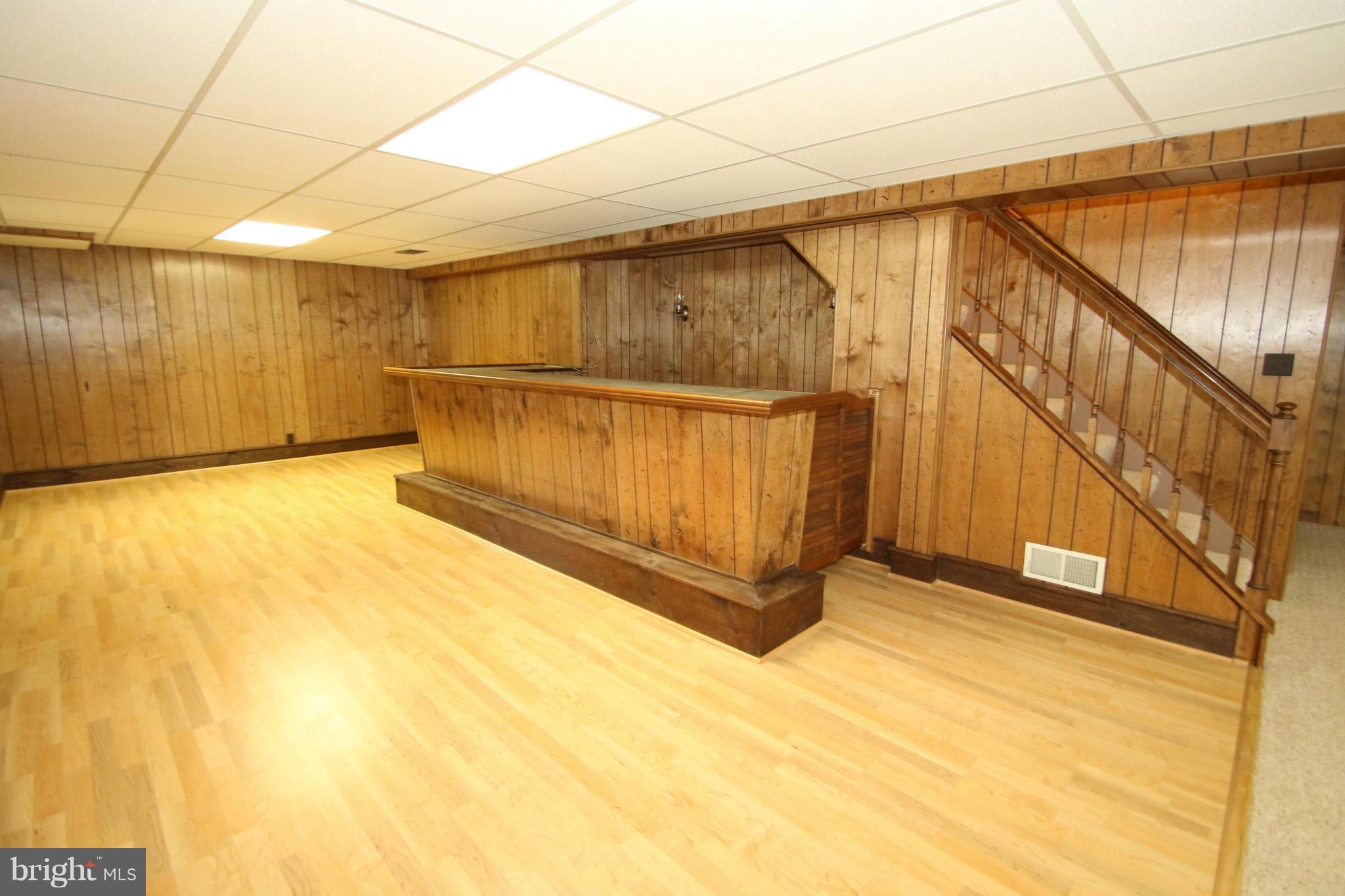 SEMINARY RIDGE - Residential Lease