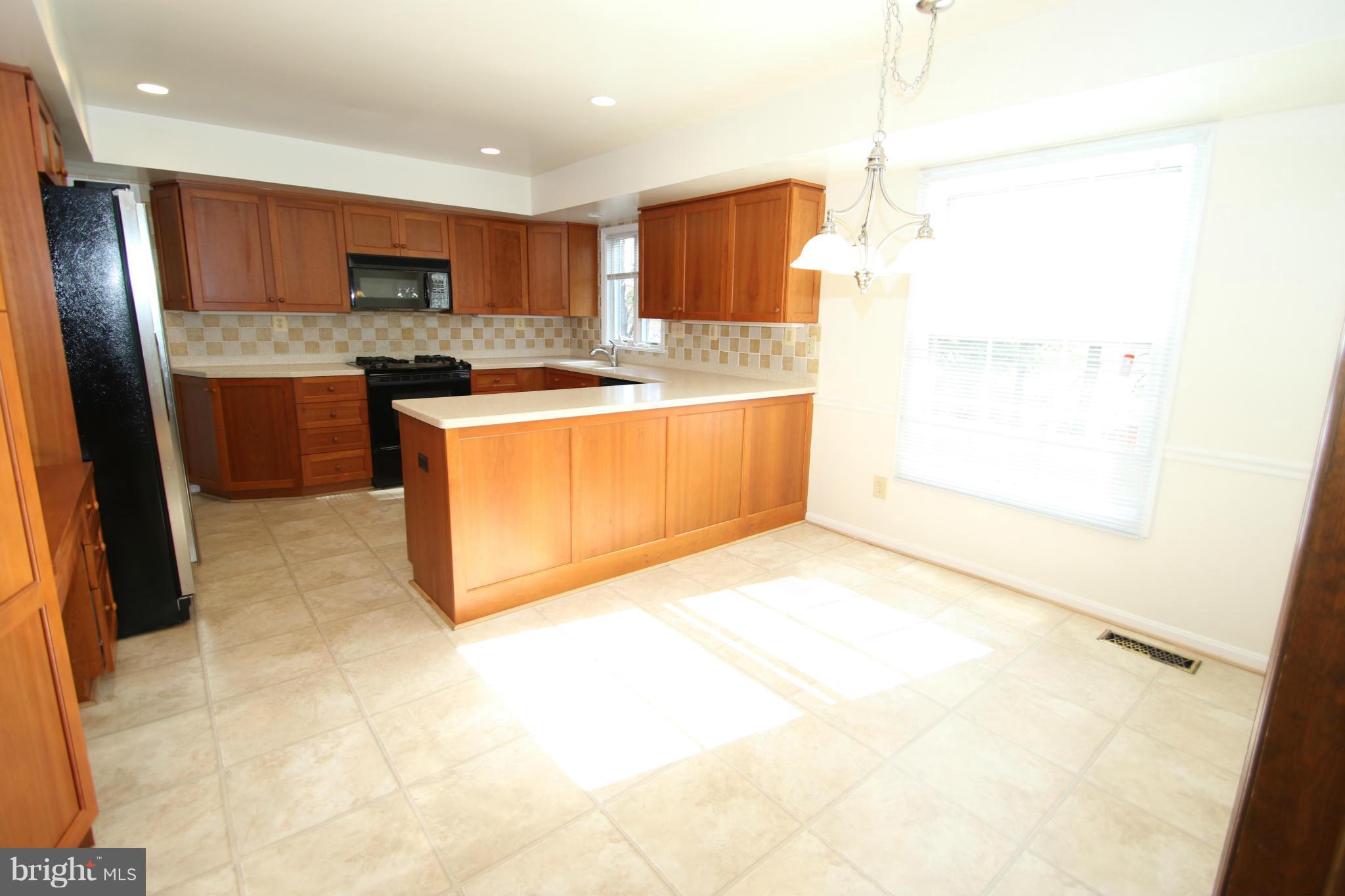 SEMINARY RIDGE - Residential Lease