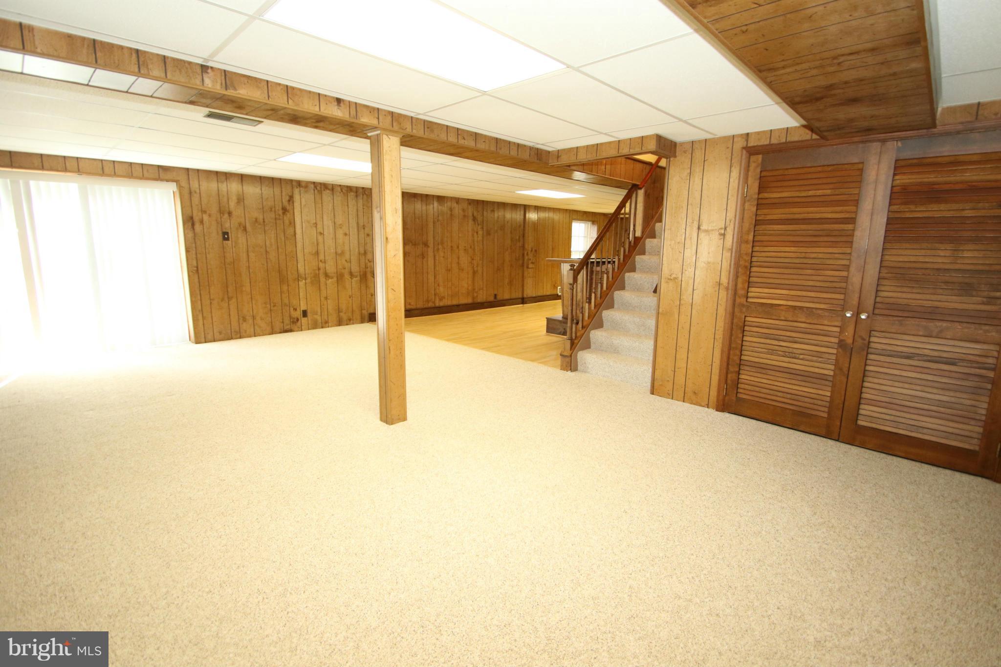 SEMINARY RIDGE - Residential Lease