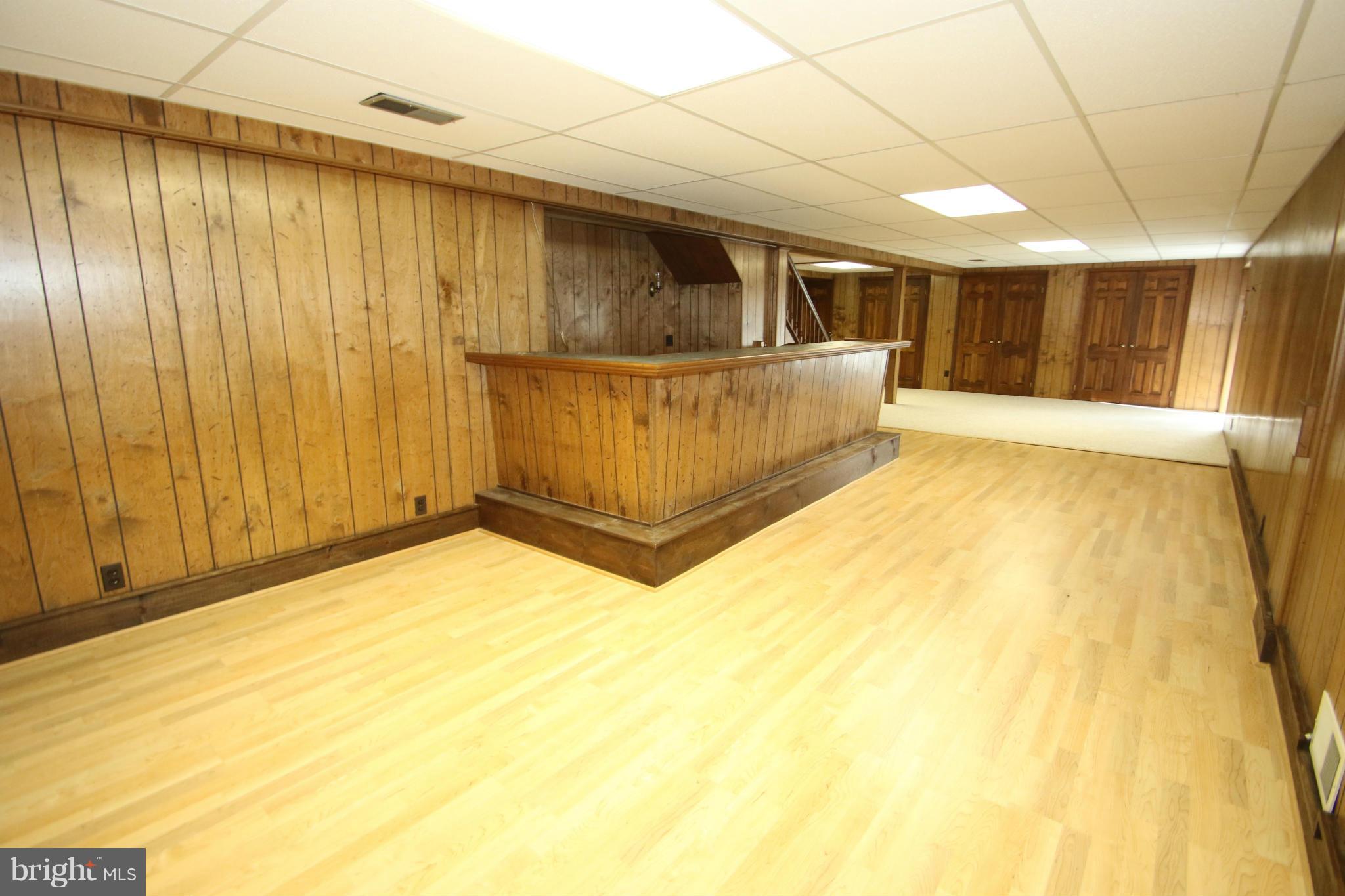 SEMINARY RIDGE - Residential Lease