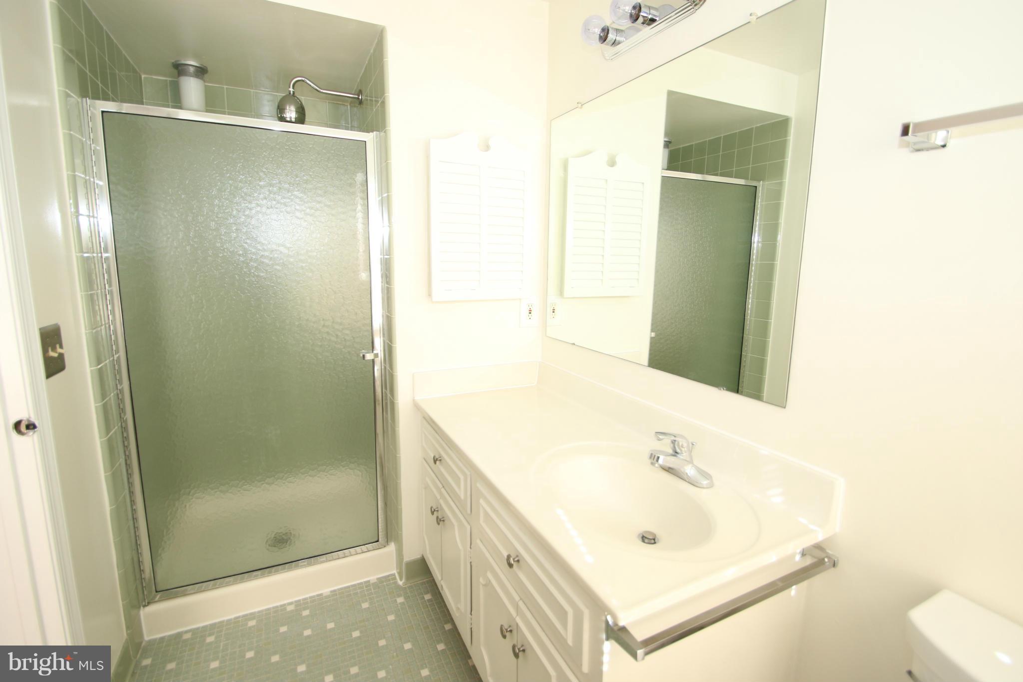 SEMINARY RIDGE - Residential Lease