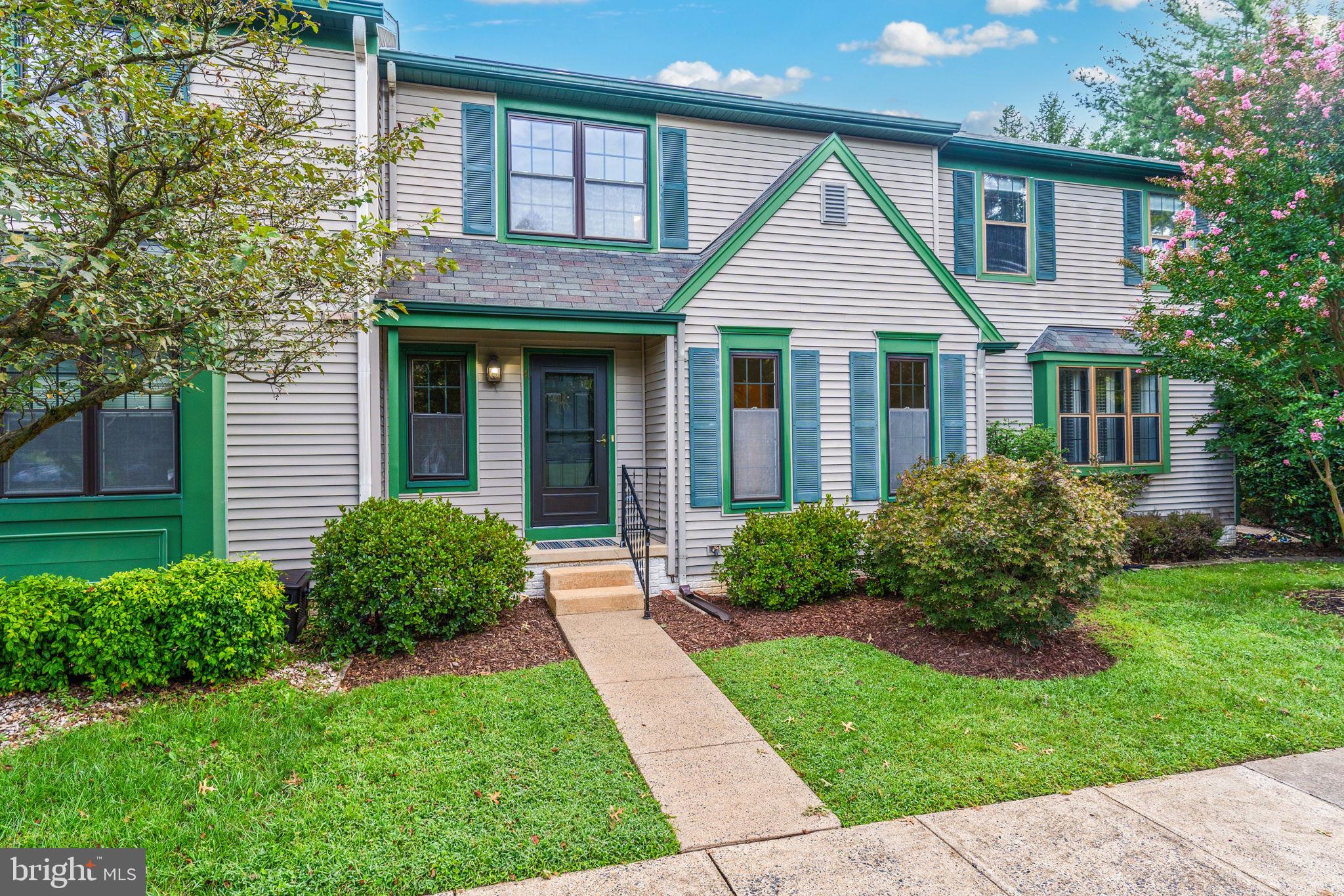 COUNTRYSIDE - Residential