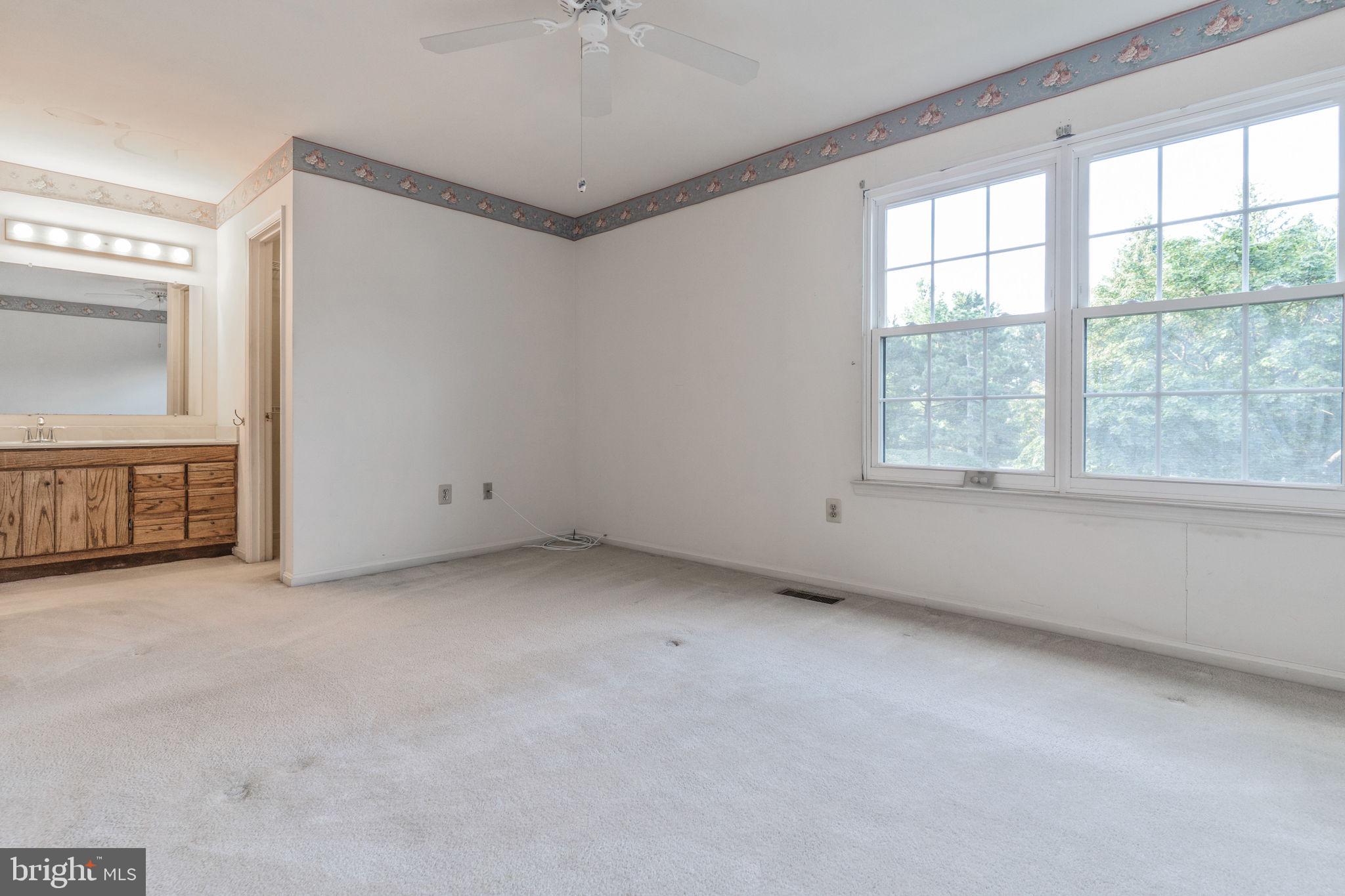 COUNTRYSIDE - Residential